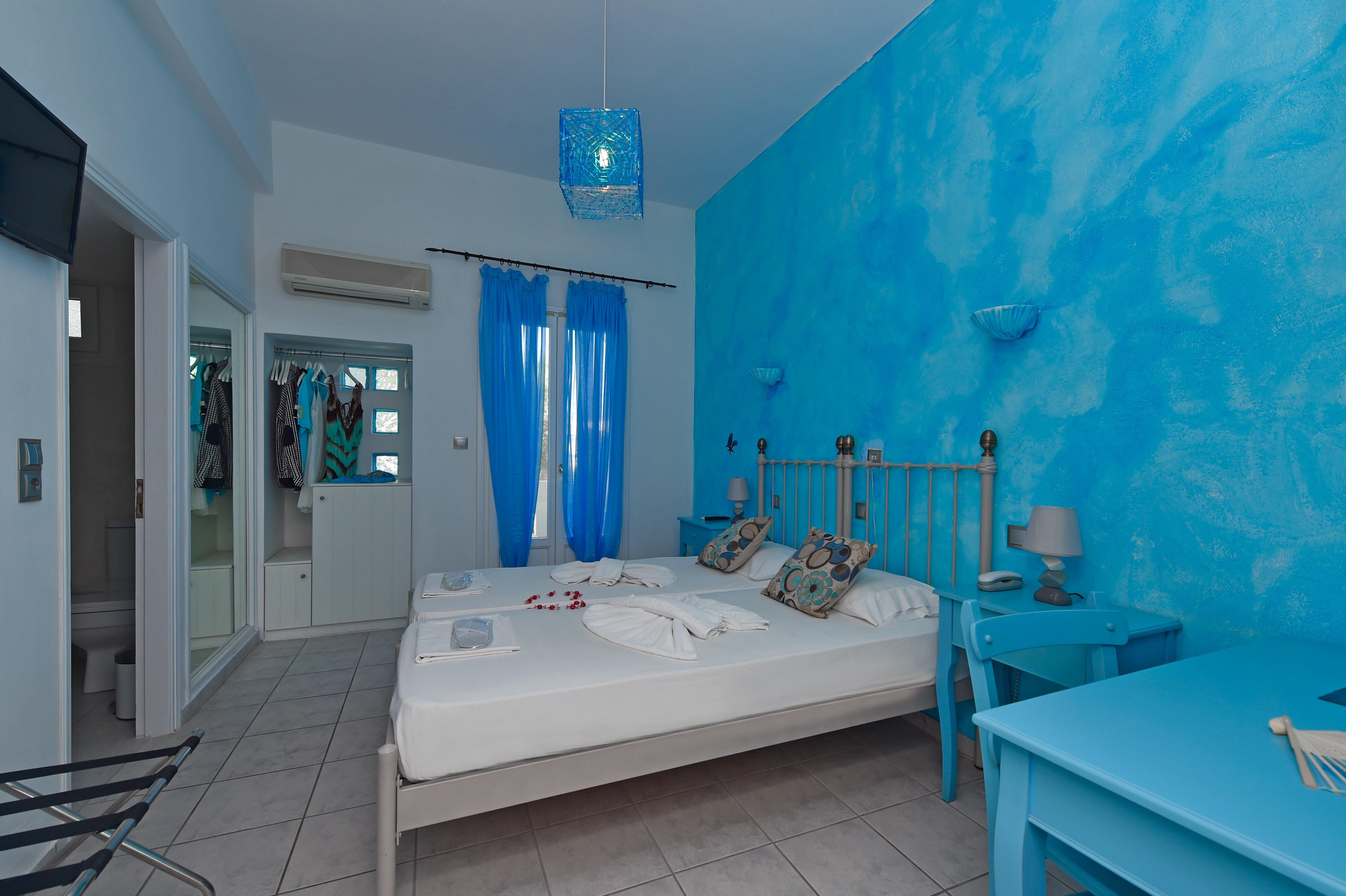 Double or Twin Standard