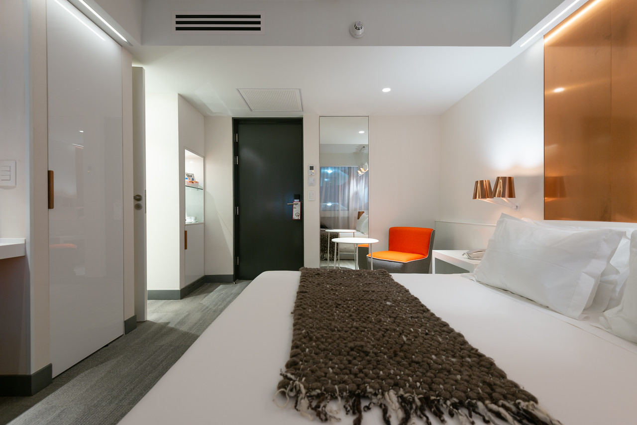 Single Superior King Bed