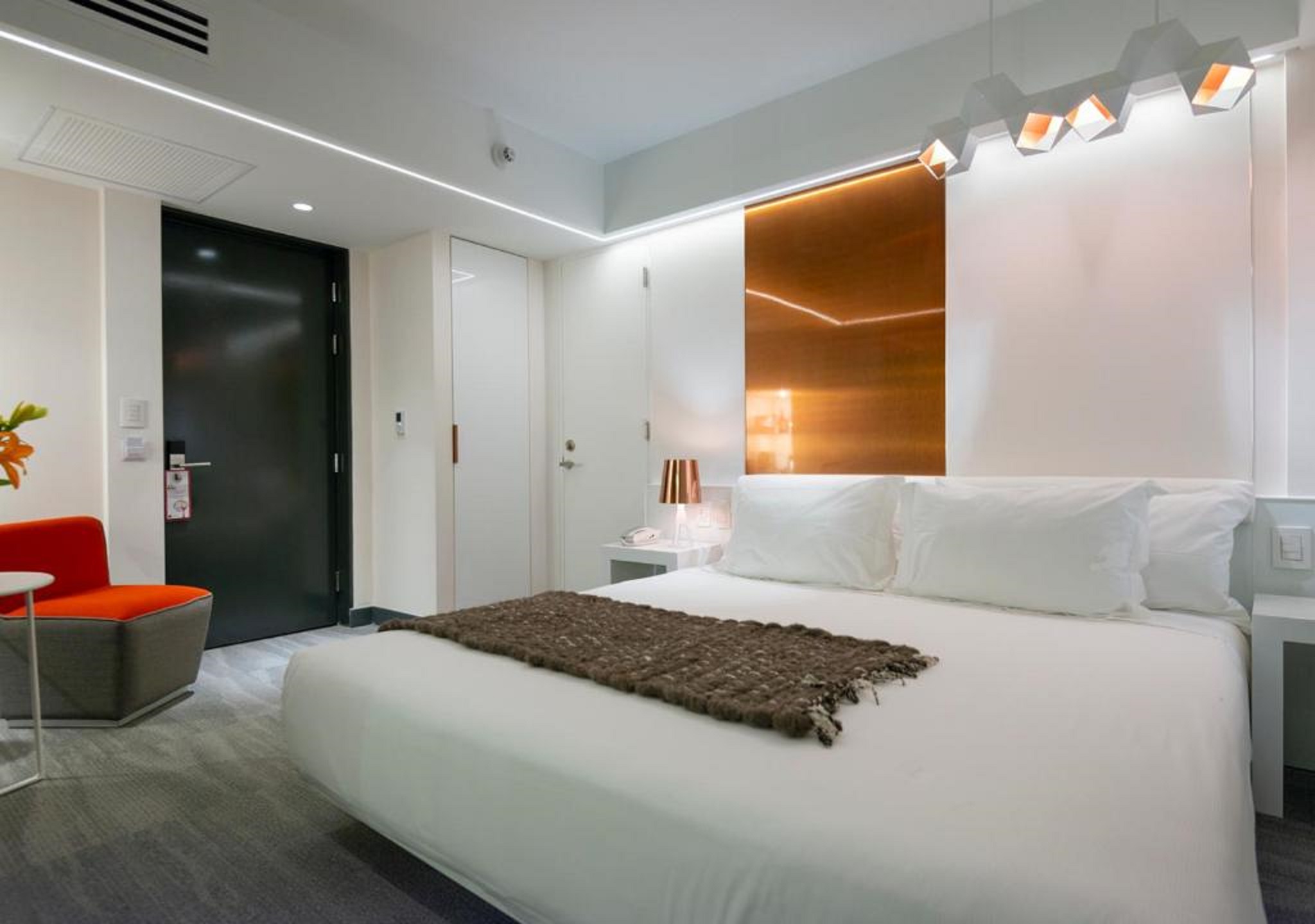 Double King Size Bed