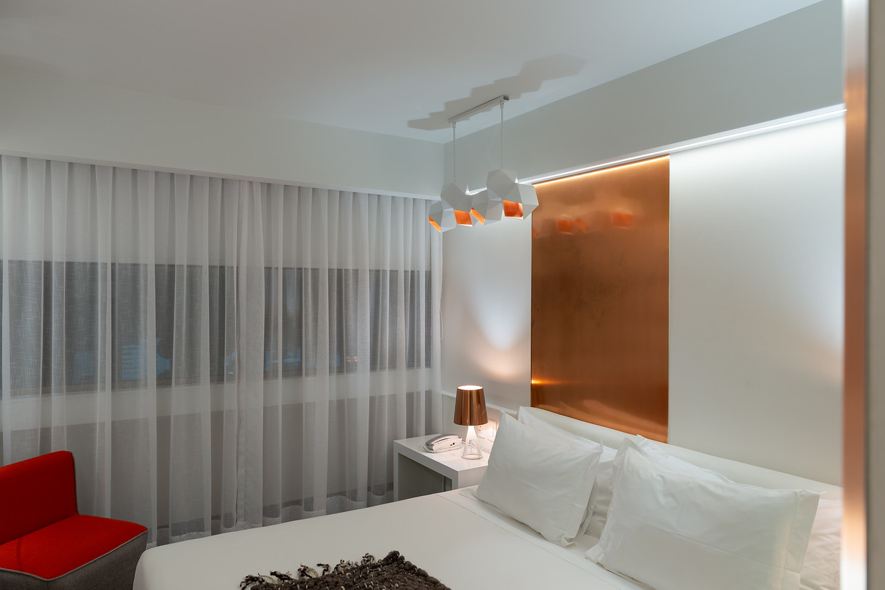 Double Queen Size Bed