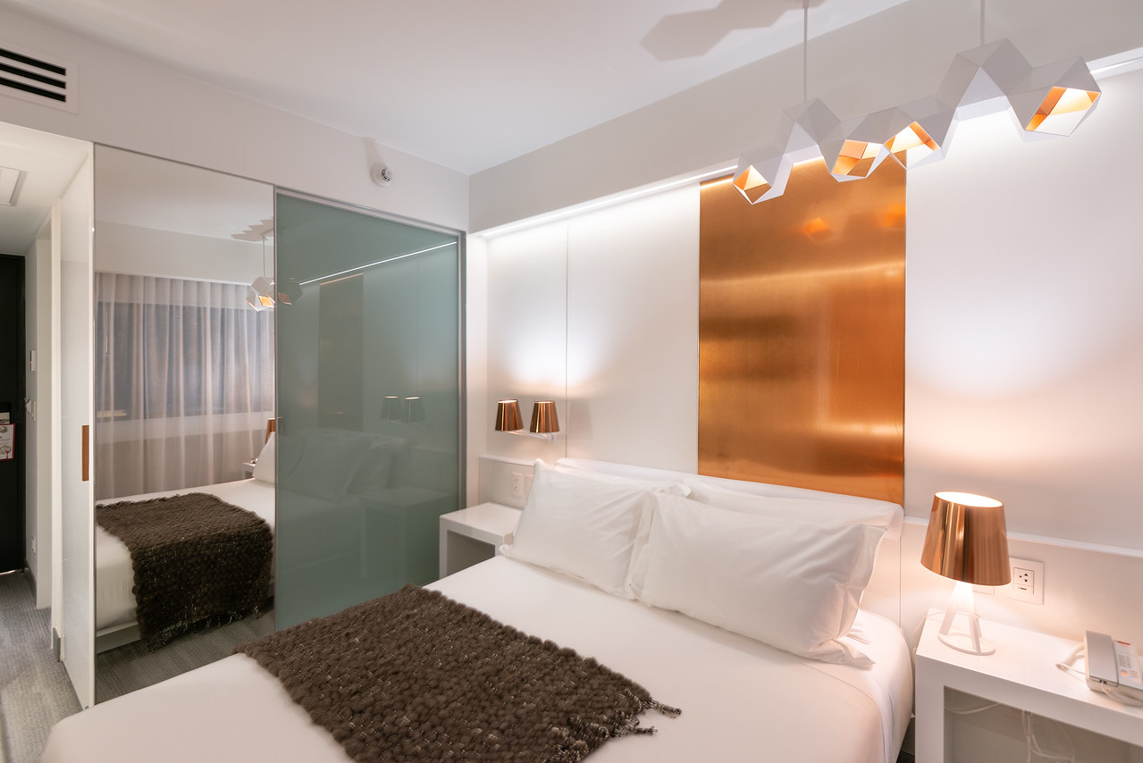 Single Queen Size Bed