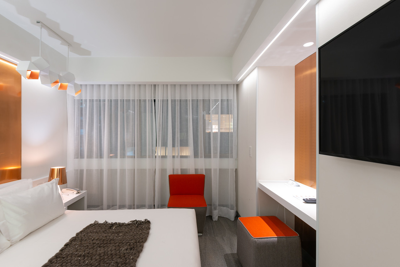 Double Queen Size Bed