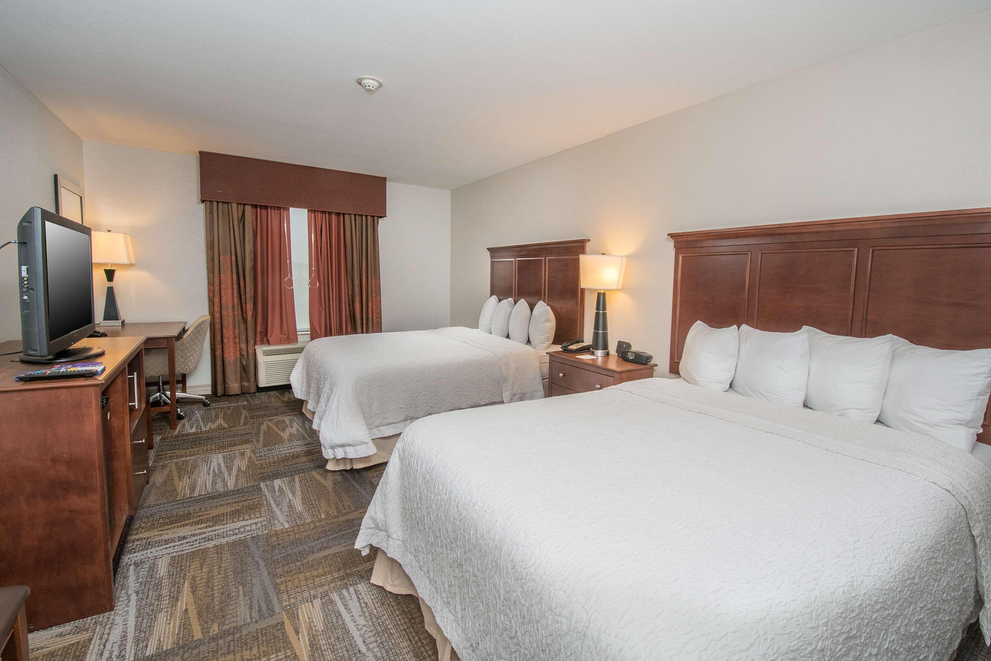 Double Two Queen Beds Non Smoking