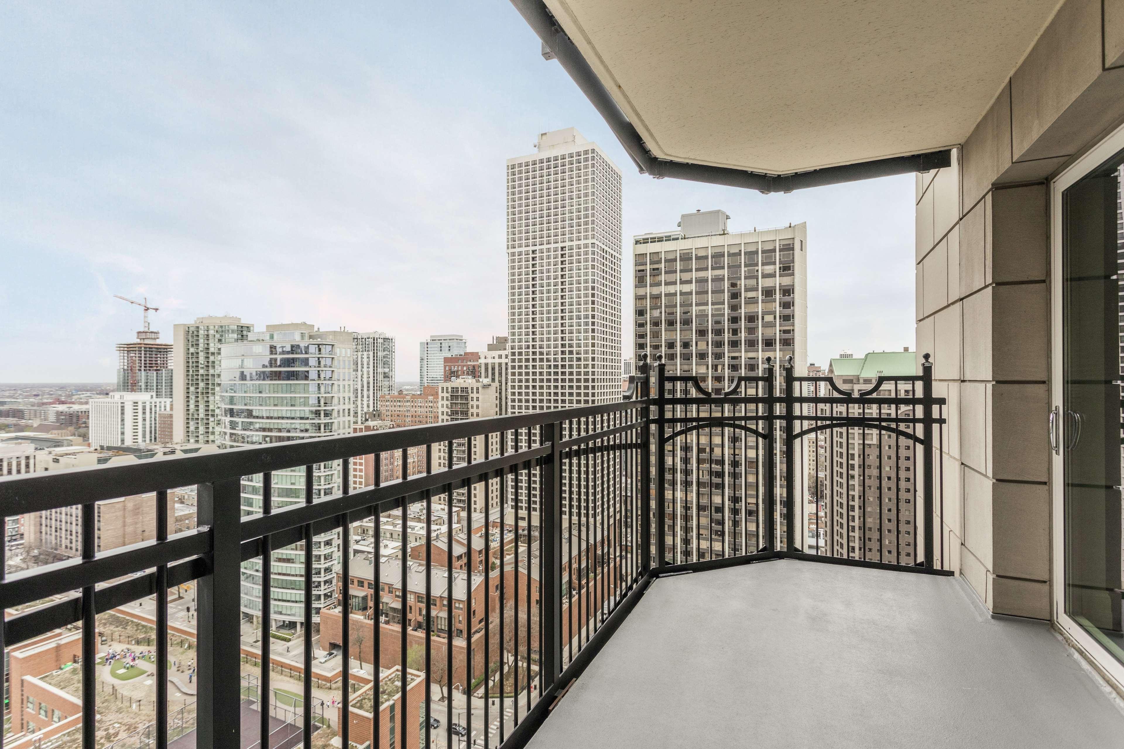 Suite King Bed One Bedroom 