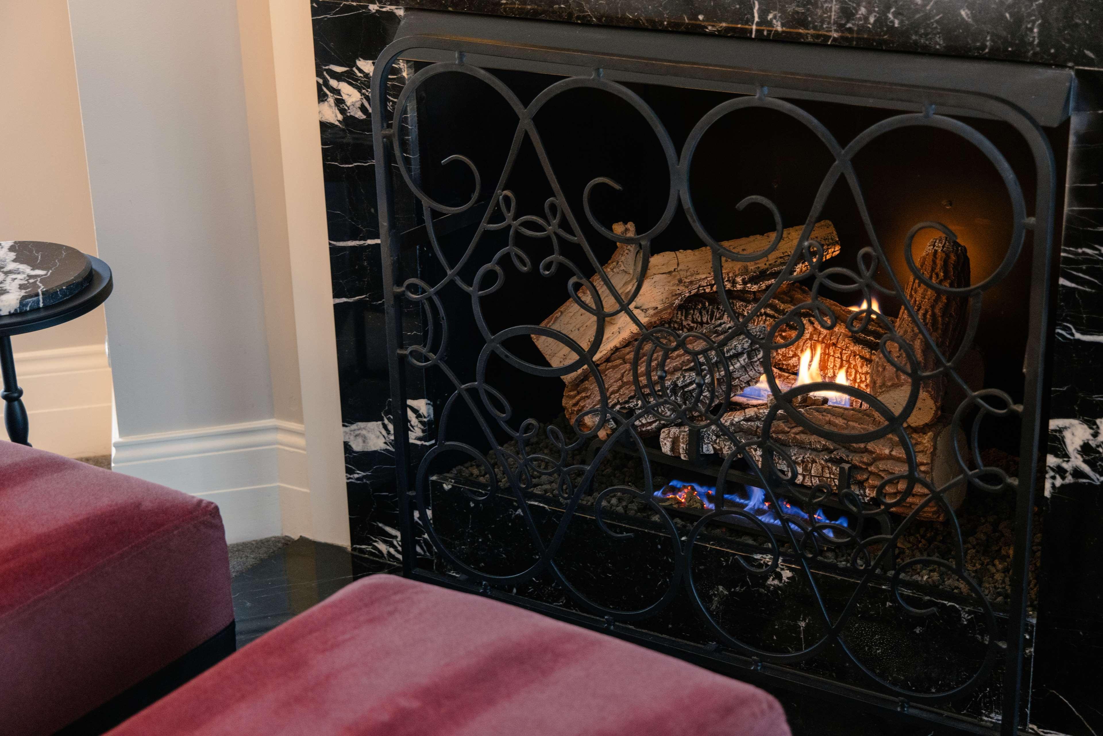 Suite King Bed One Bedroom 