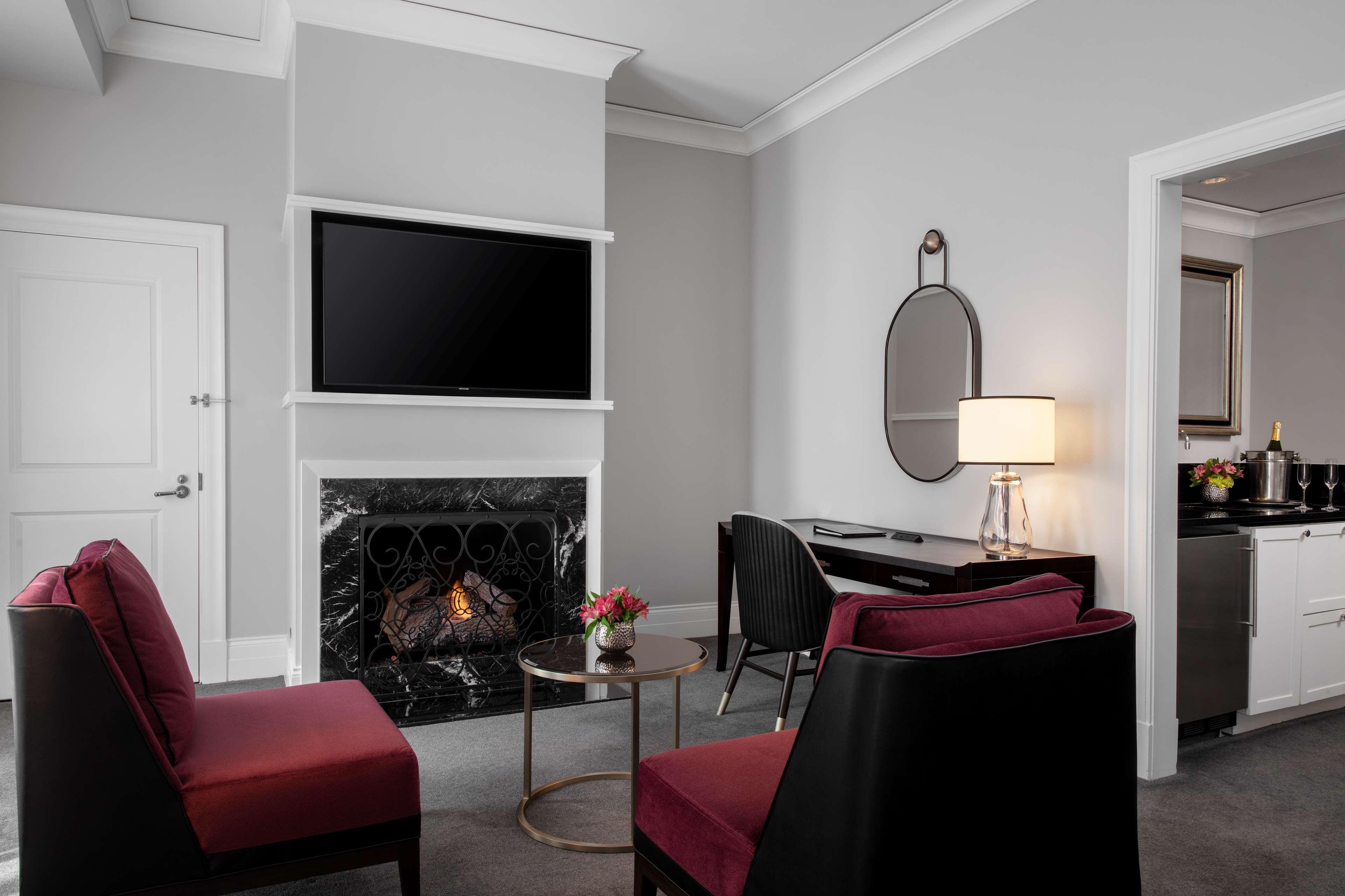 Suite Deluxe One Bedroom