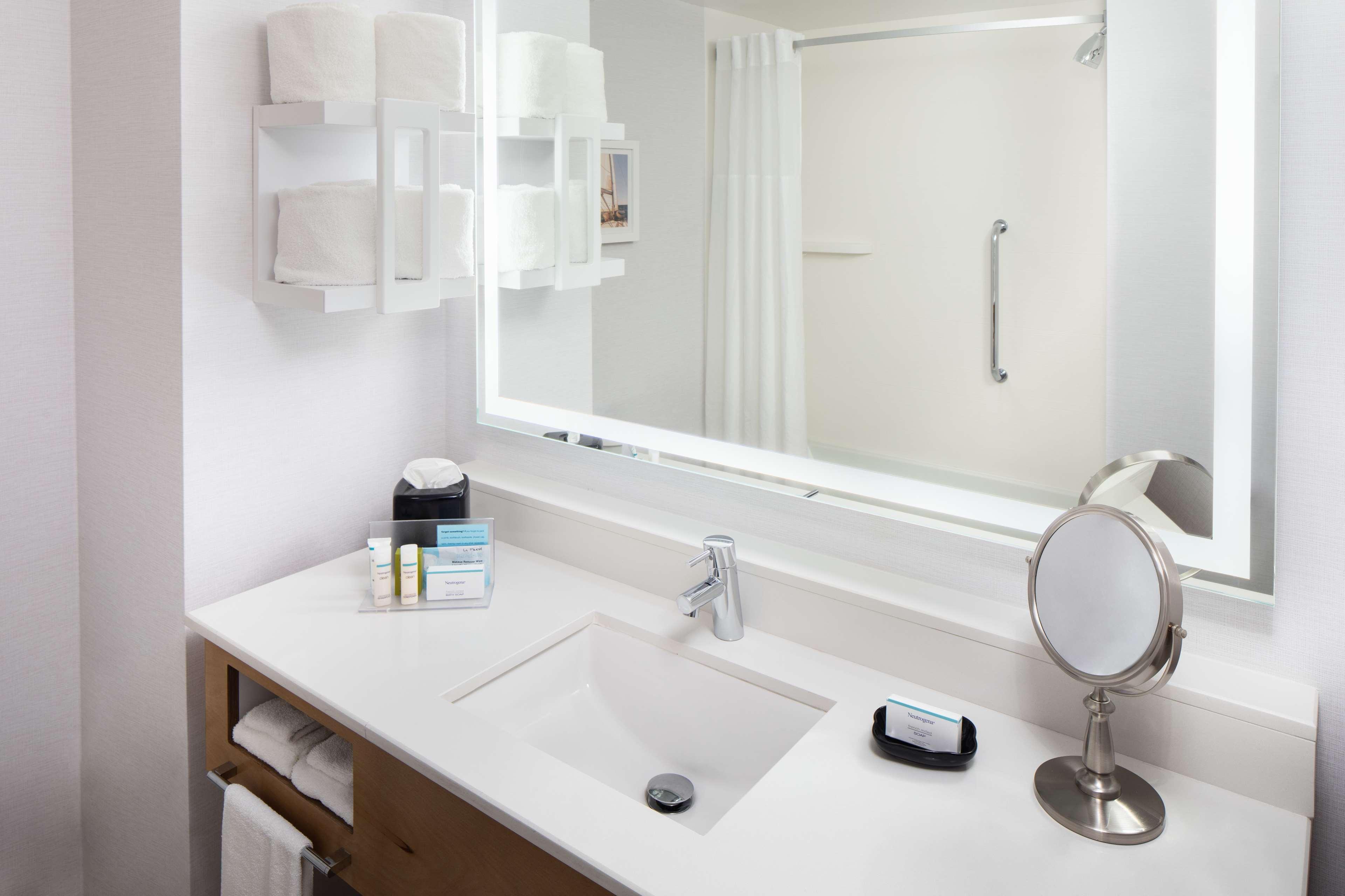 Suite King Bed Non Smoking