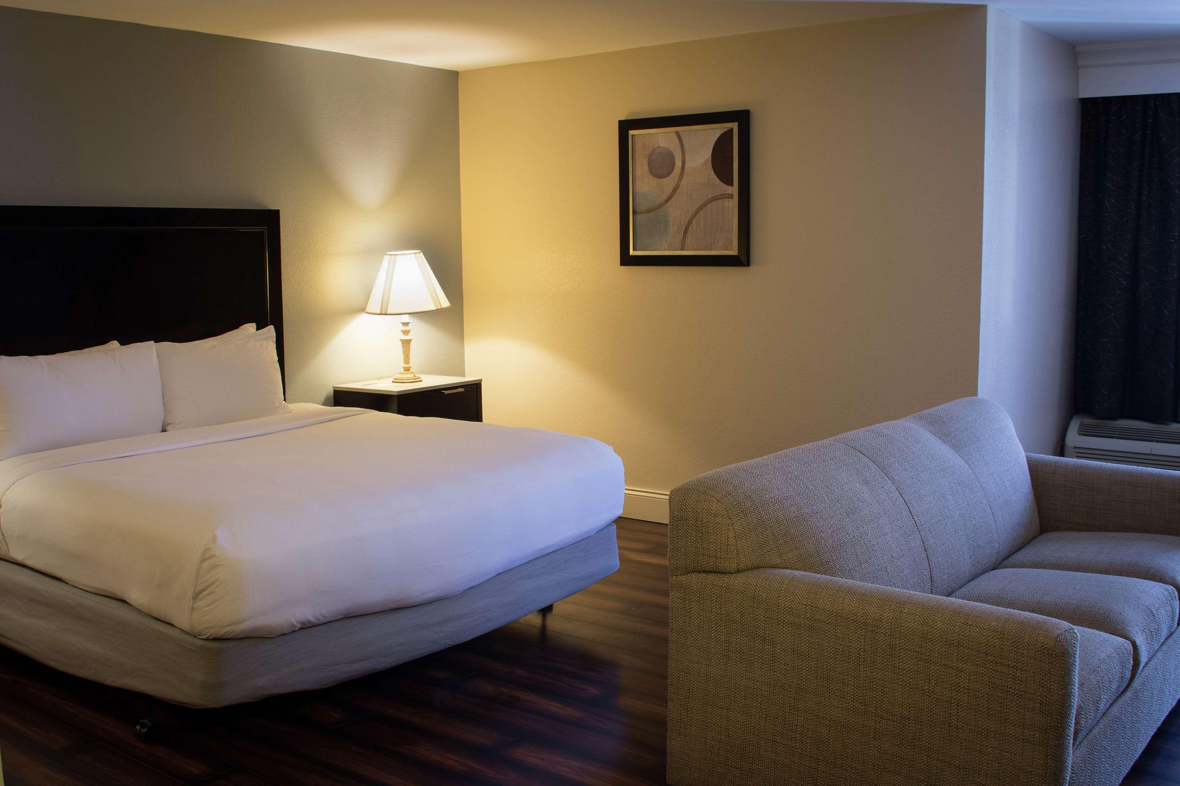 Junior Suite King Size Bed