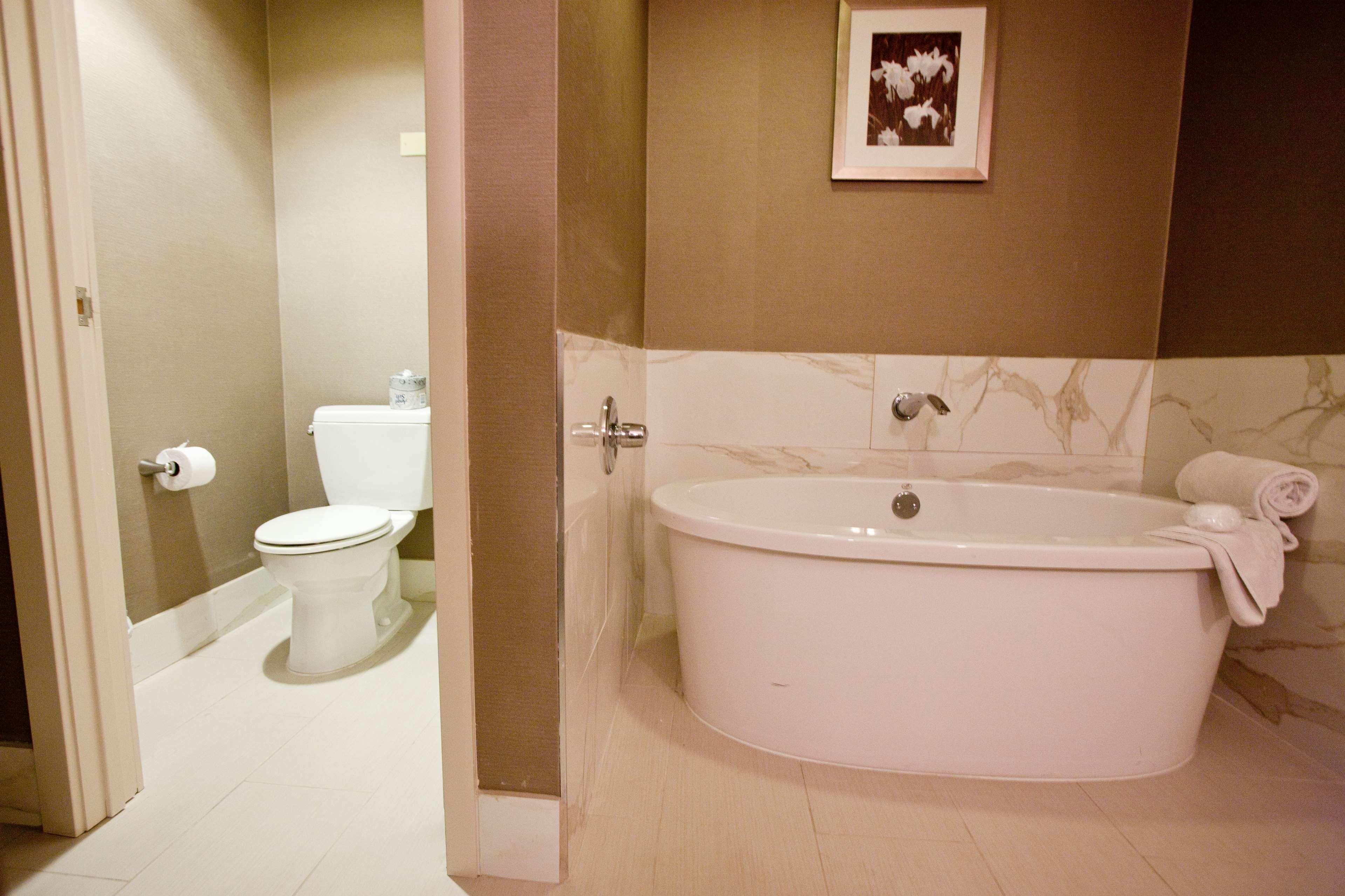 Double King Bed Non Smoking