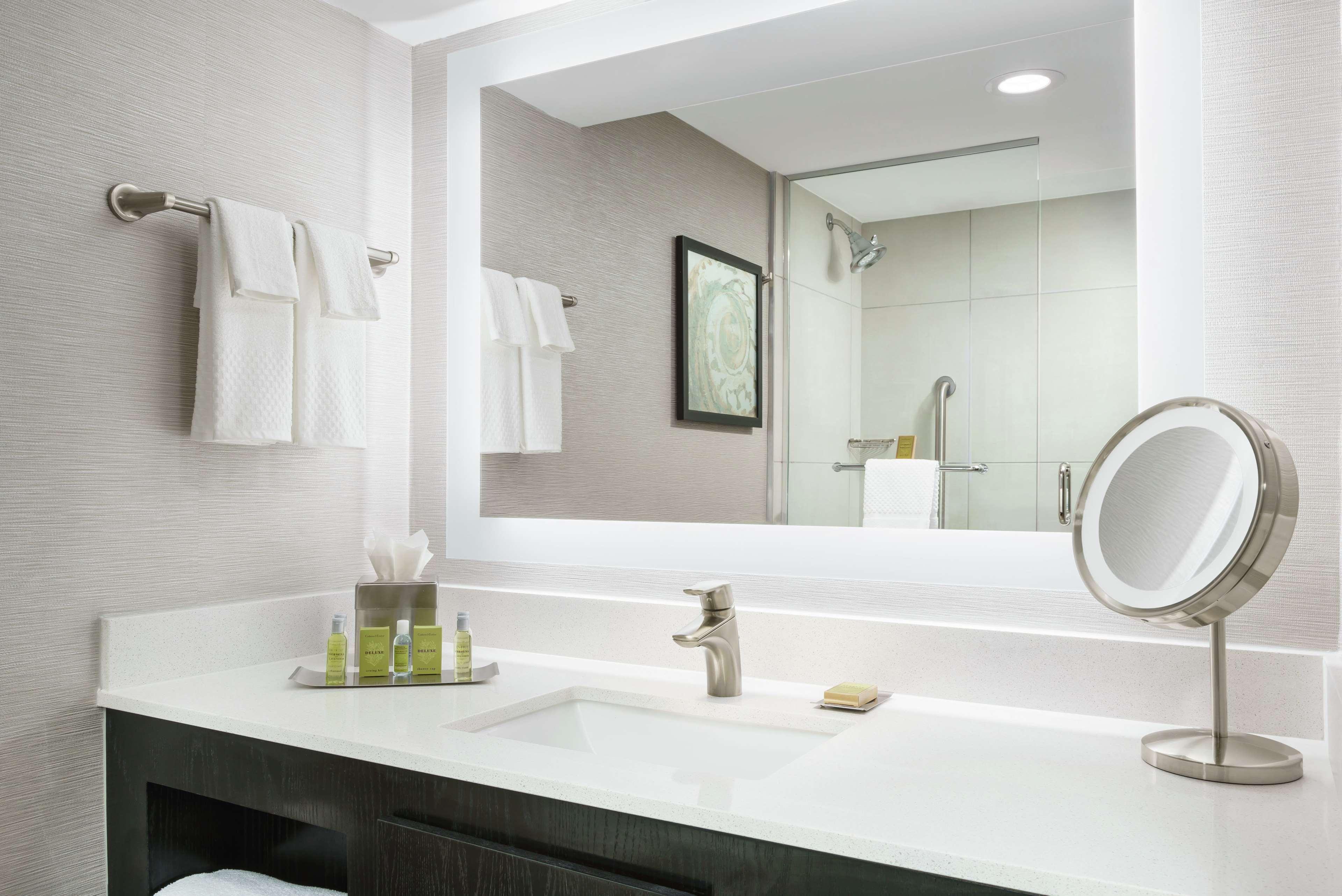 Junior Suite King Bed Non Smoking