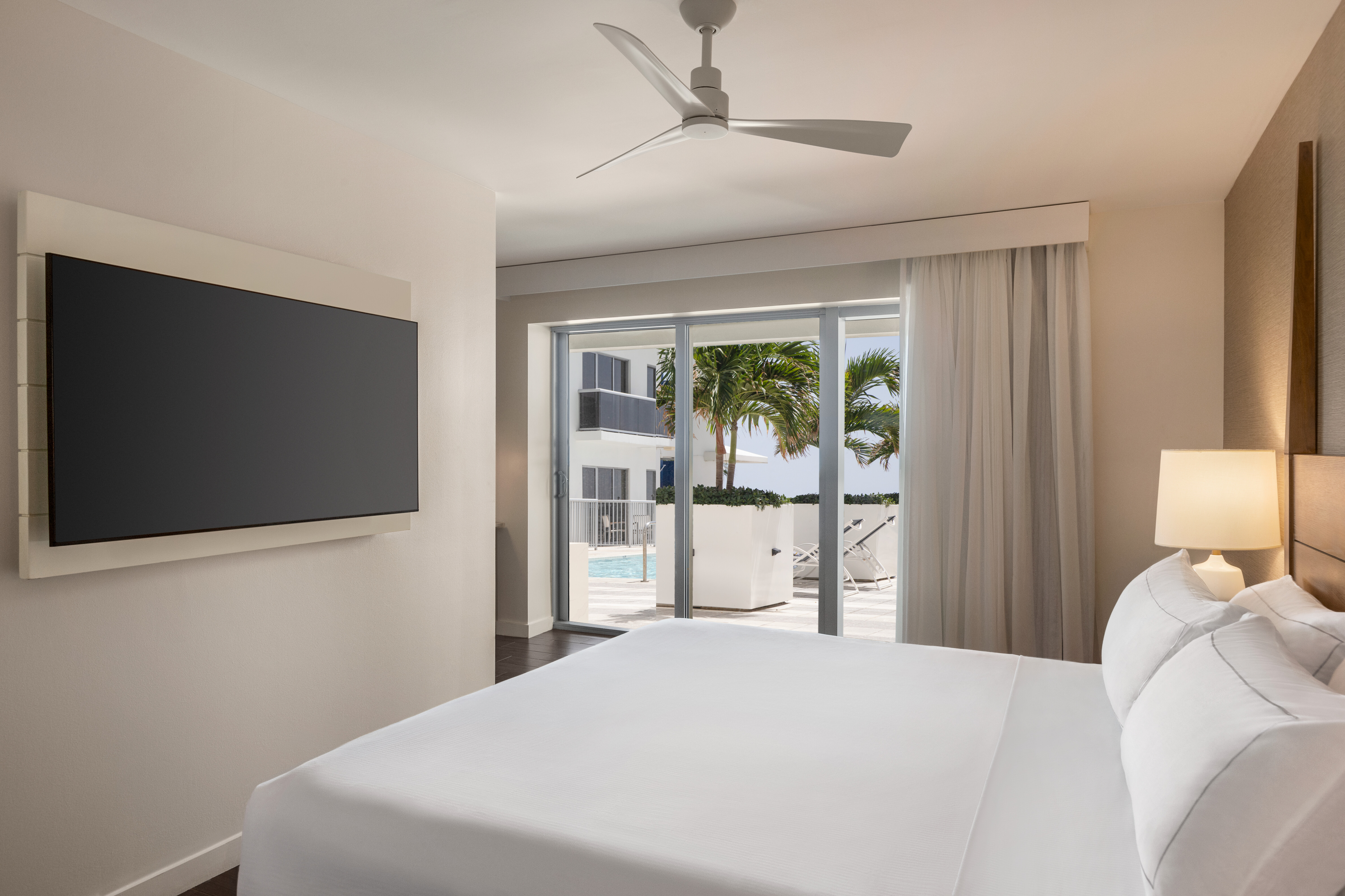 Junior Suite King Size Bed