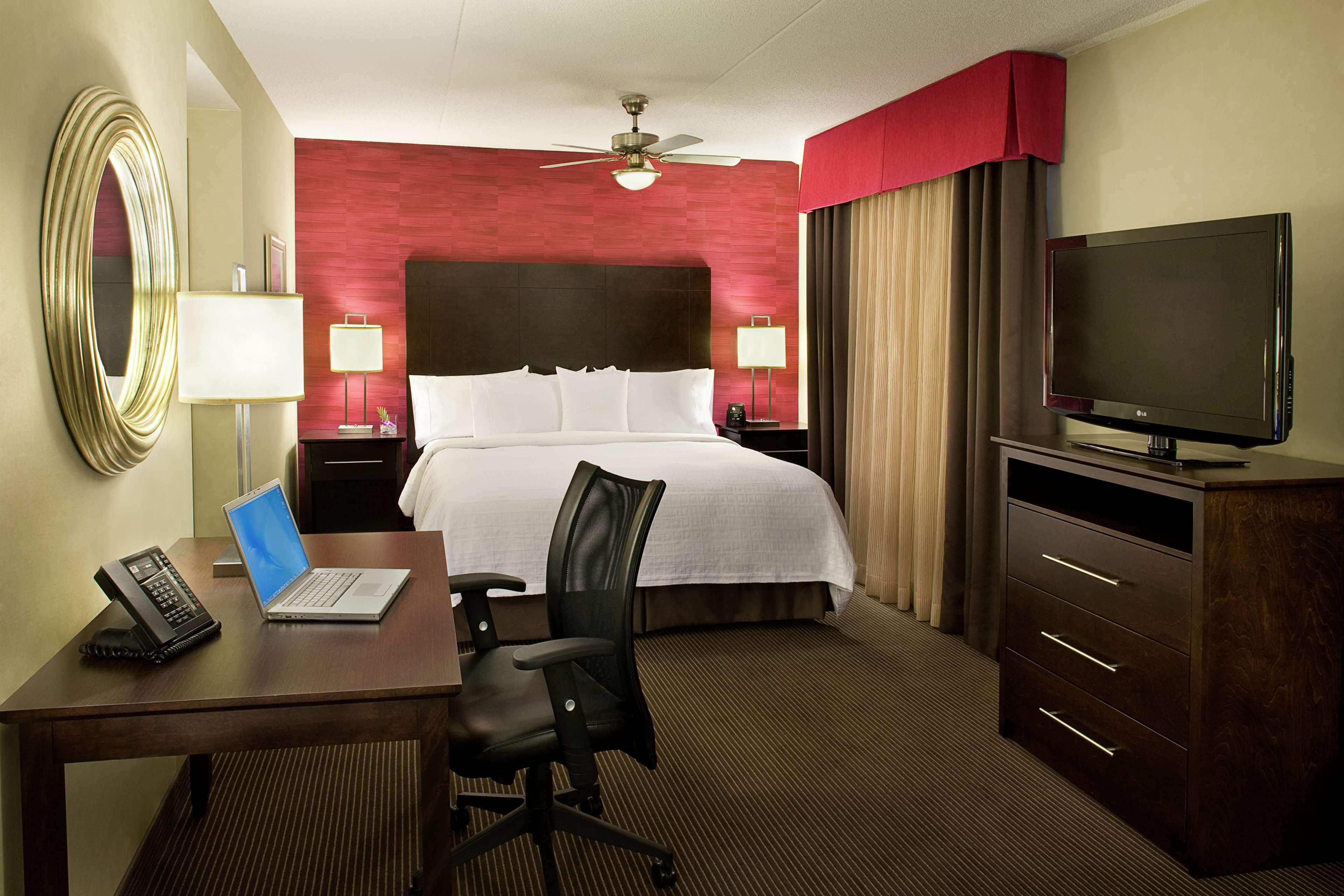 Studio King Size Bed