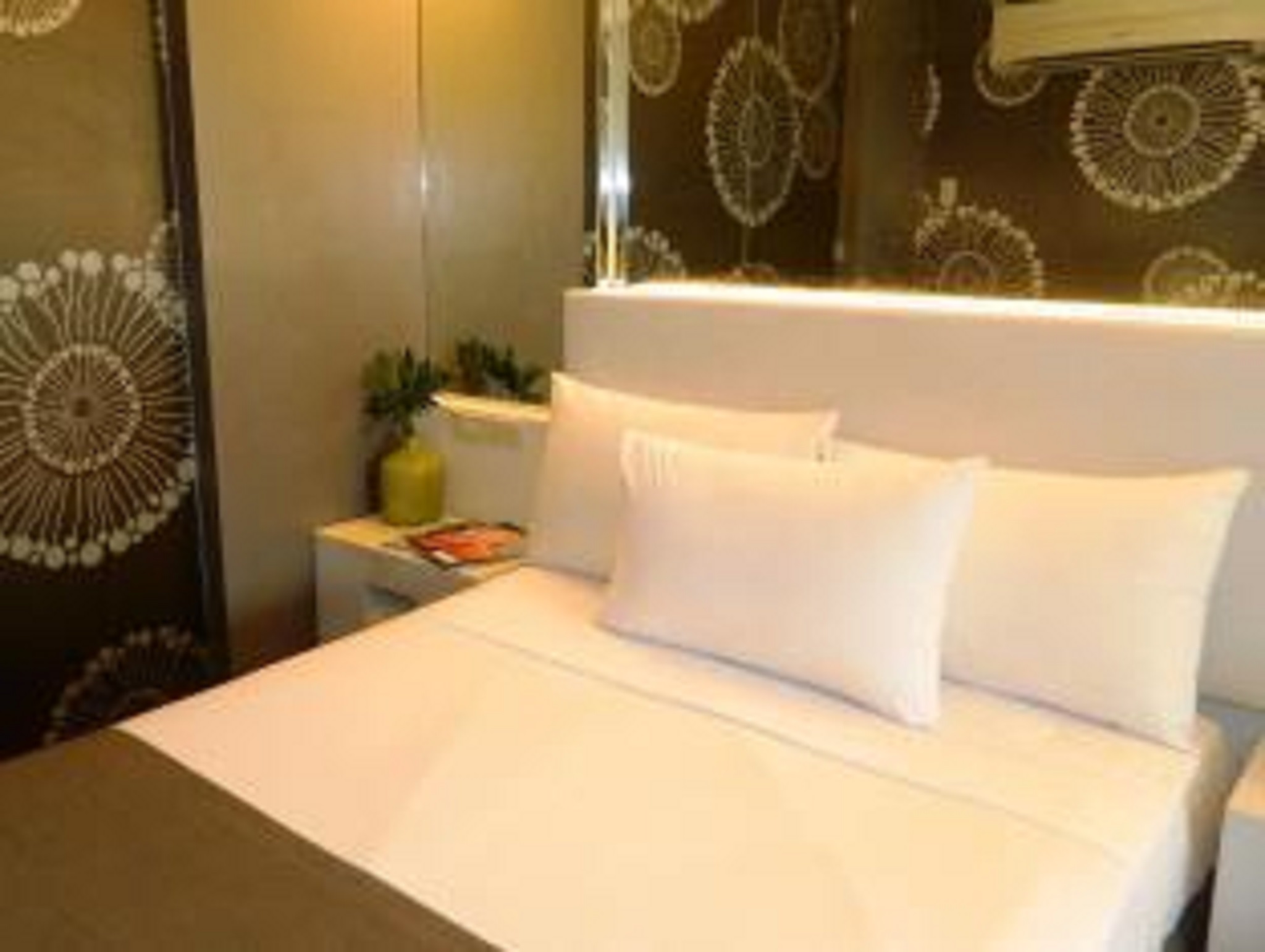 Double or Twin Deluxe