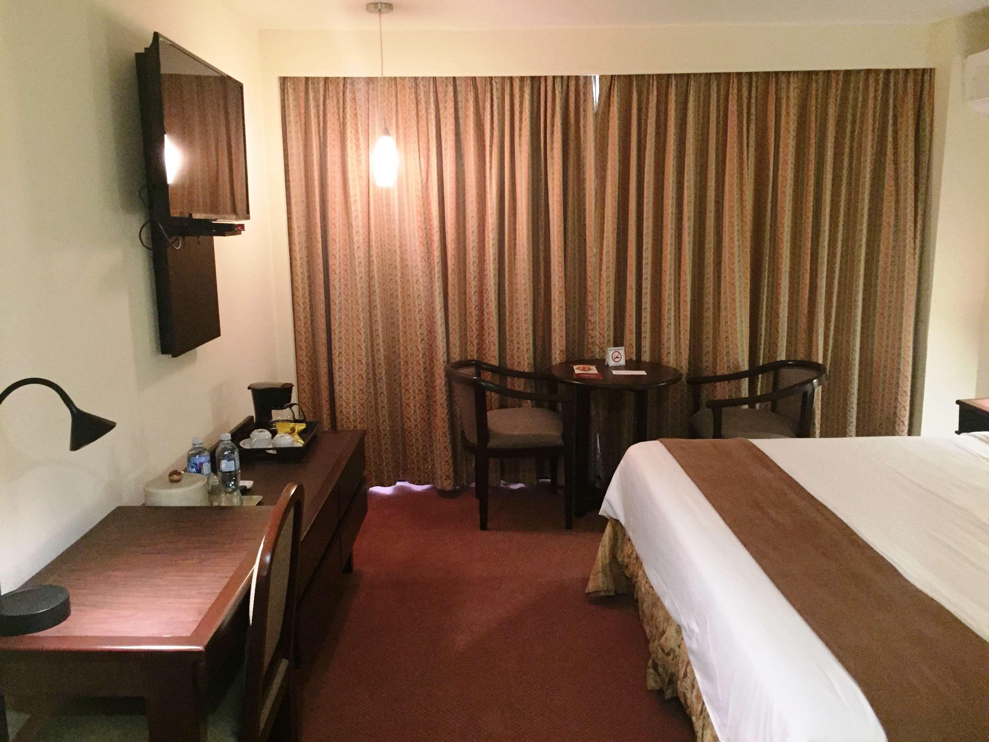 Double King Bed Non Smoking