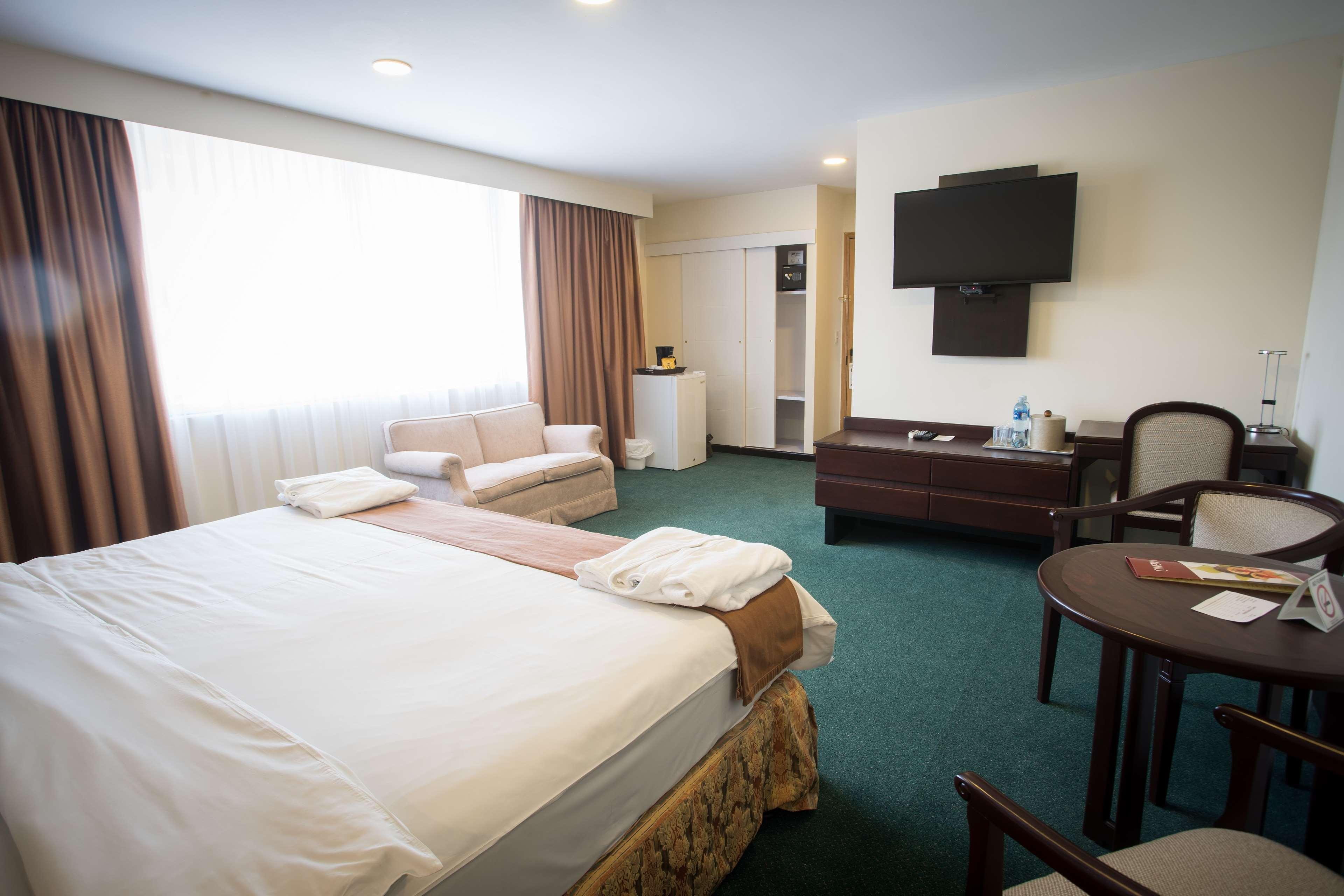 Suite King Bed Non Smoking