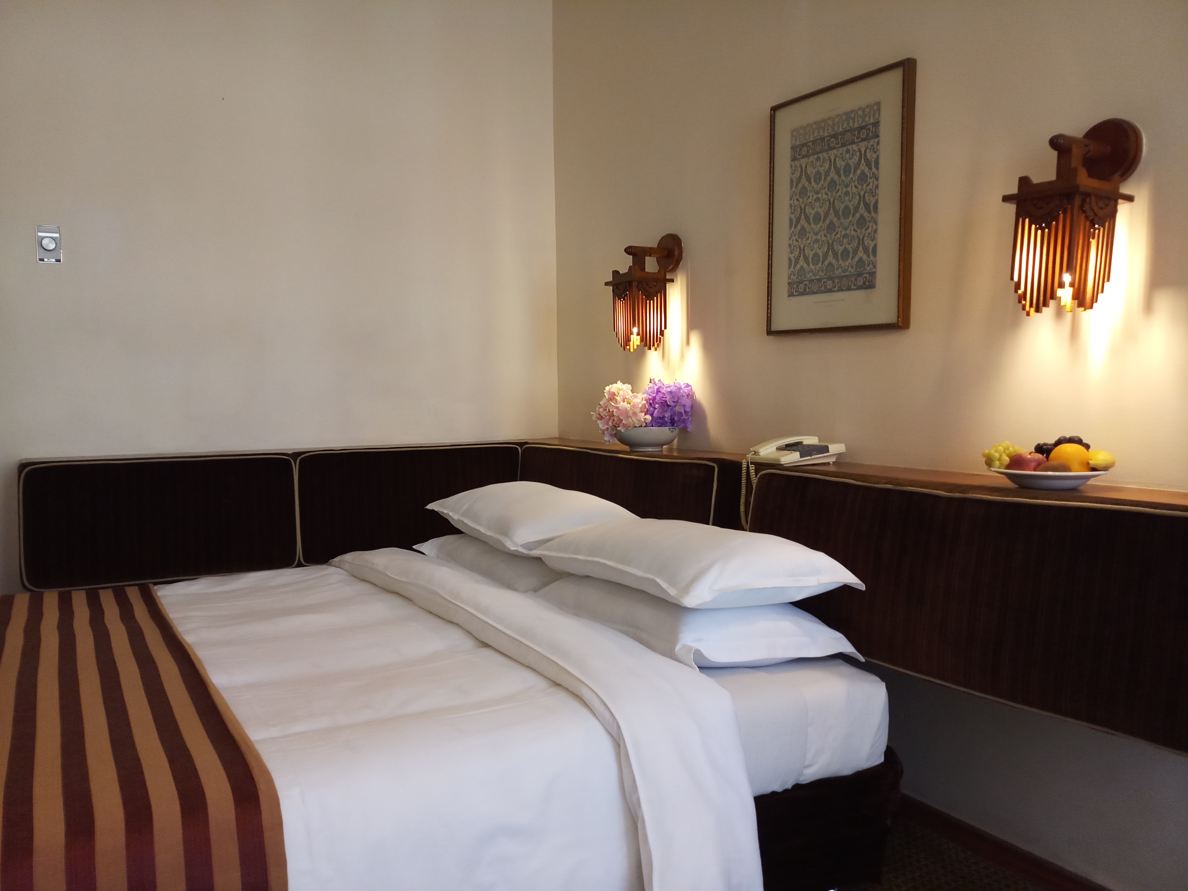 Double or Twin Standard