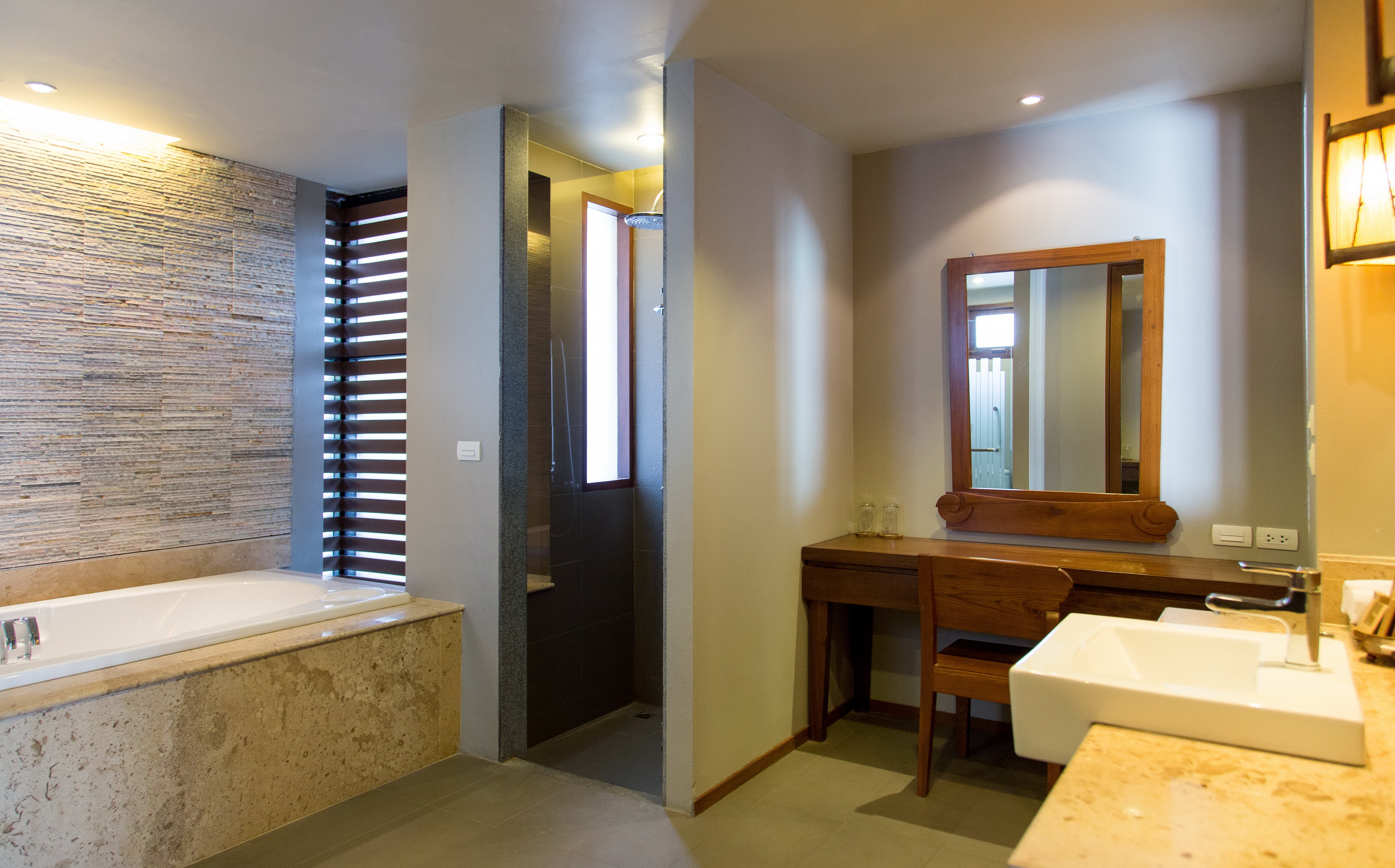 Double or Twin Deluxe