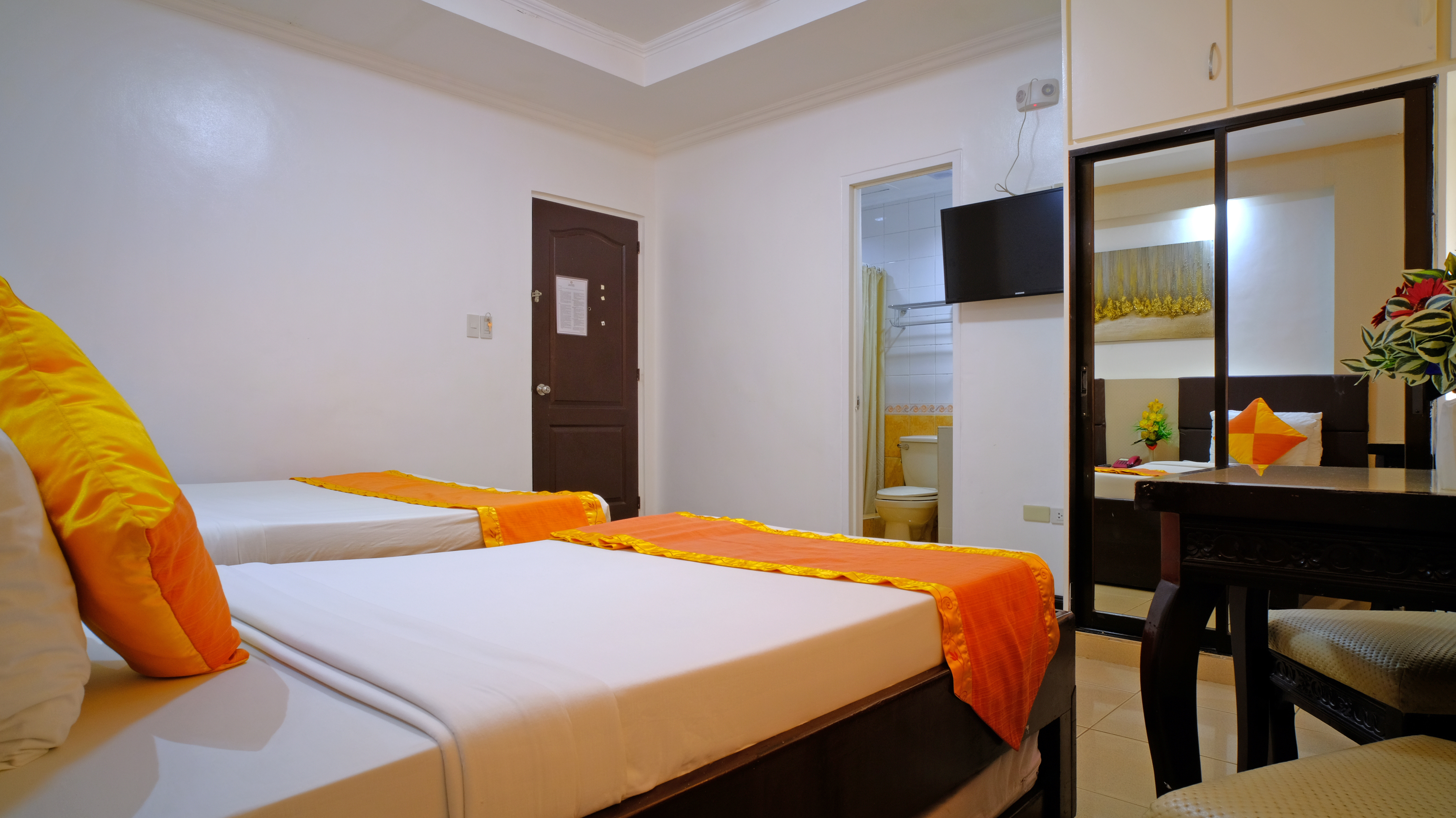 Double or Twin Deluxe