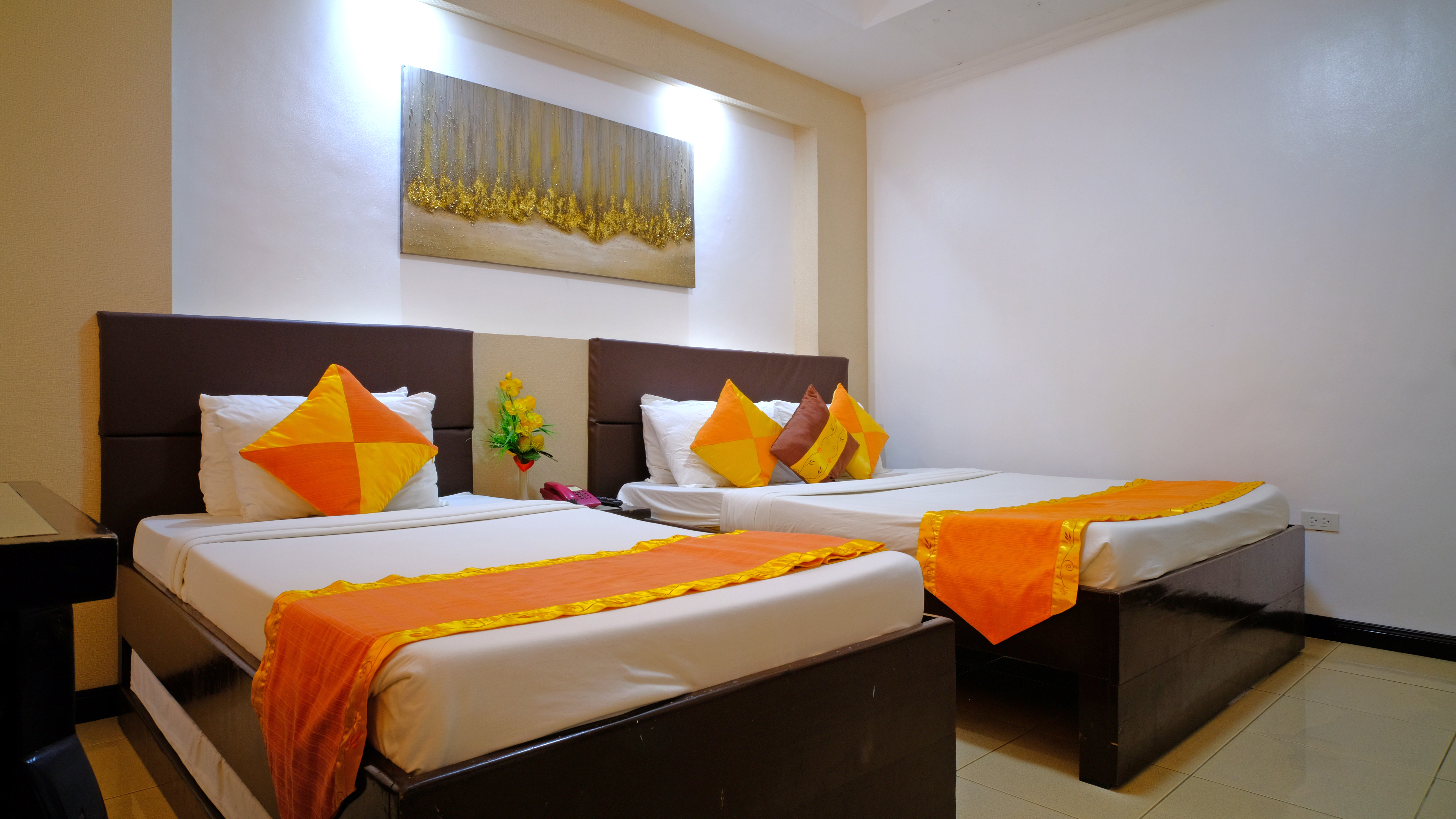 Double or Twin Deluxe