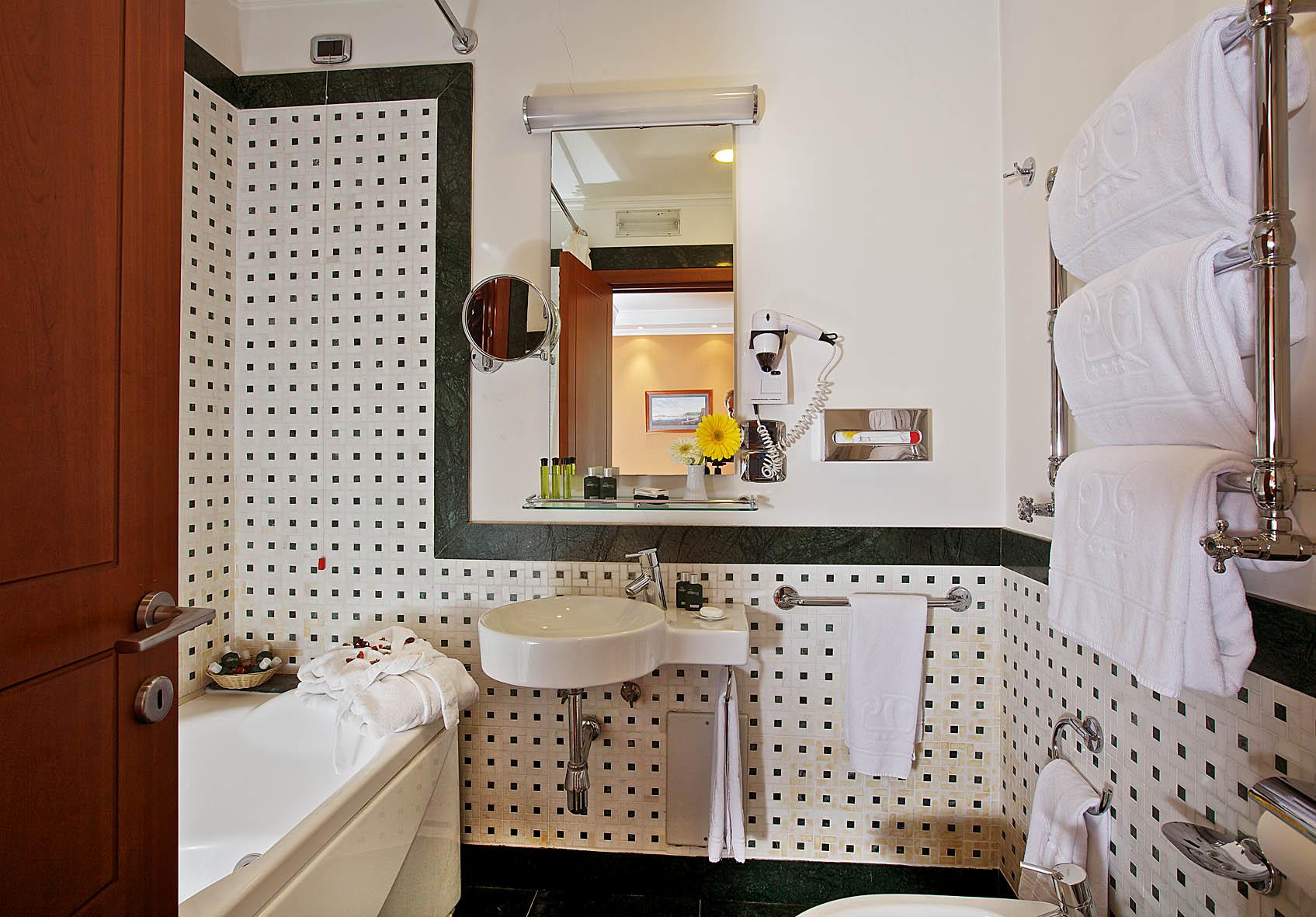 Double or Twin Executive