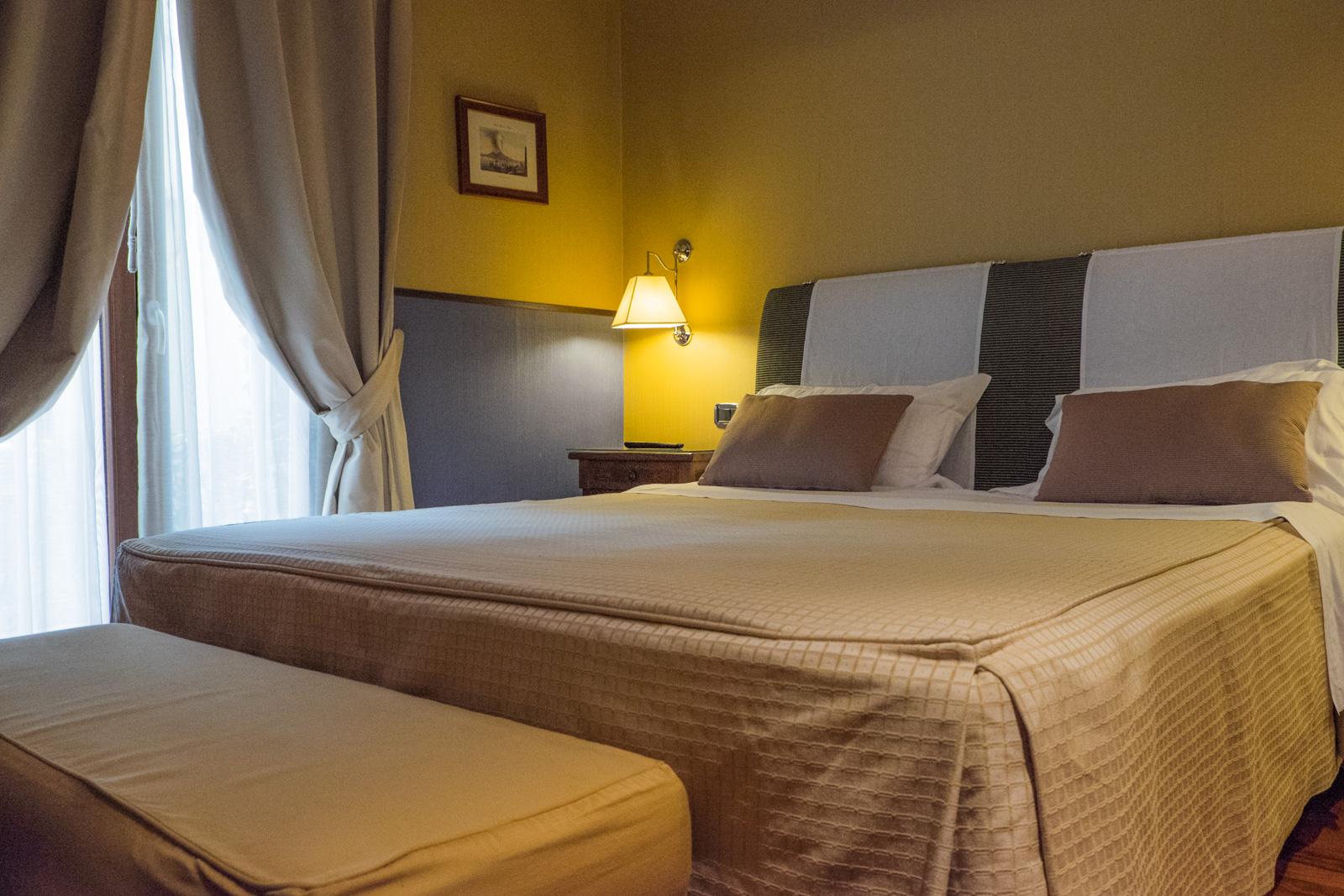 Double or Twin Standard