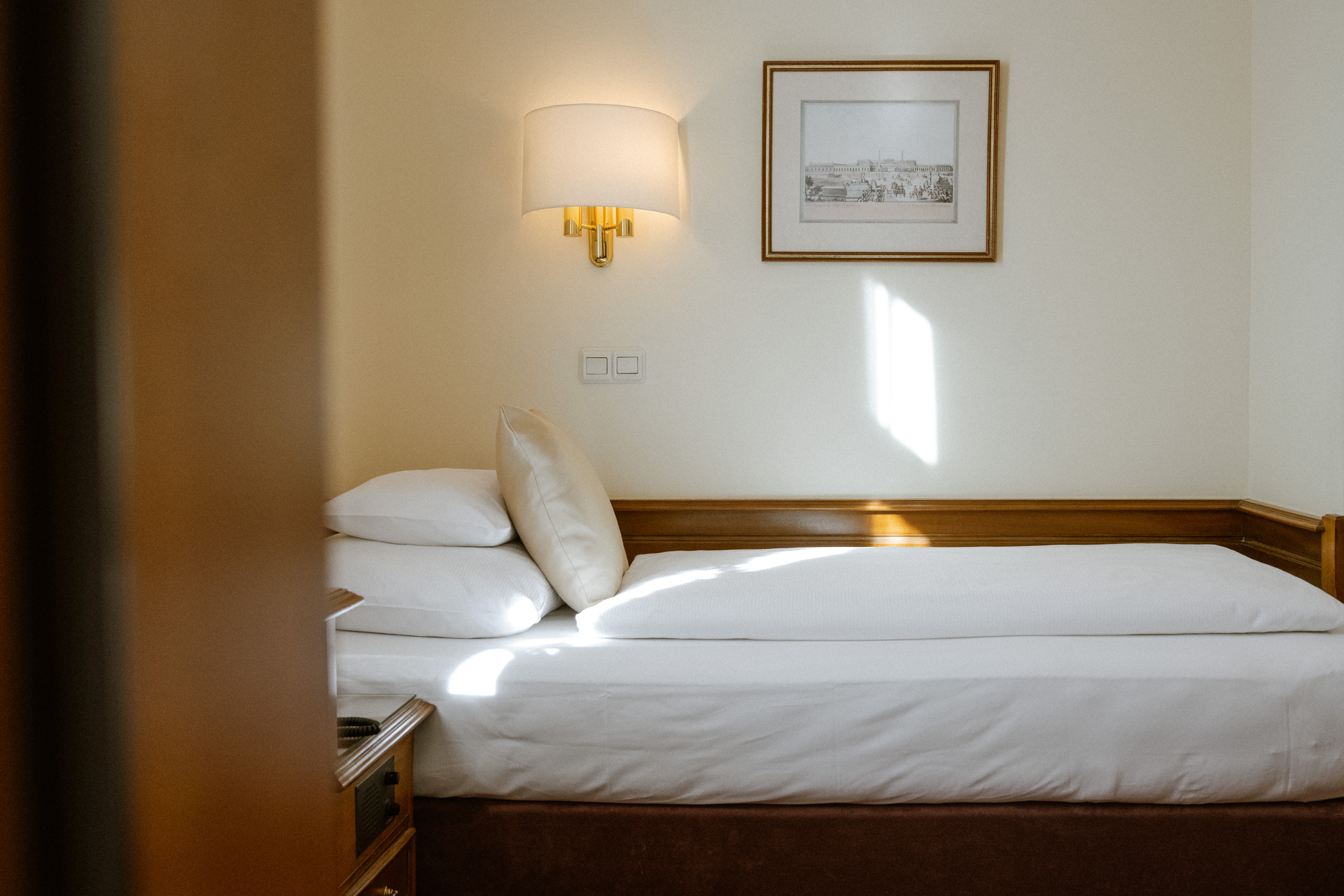 Double or Twin Standard