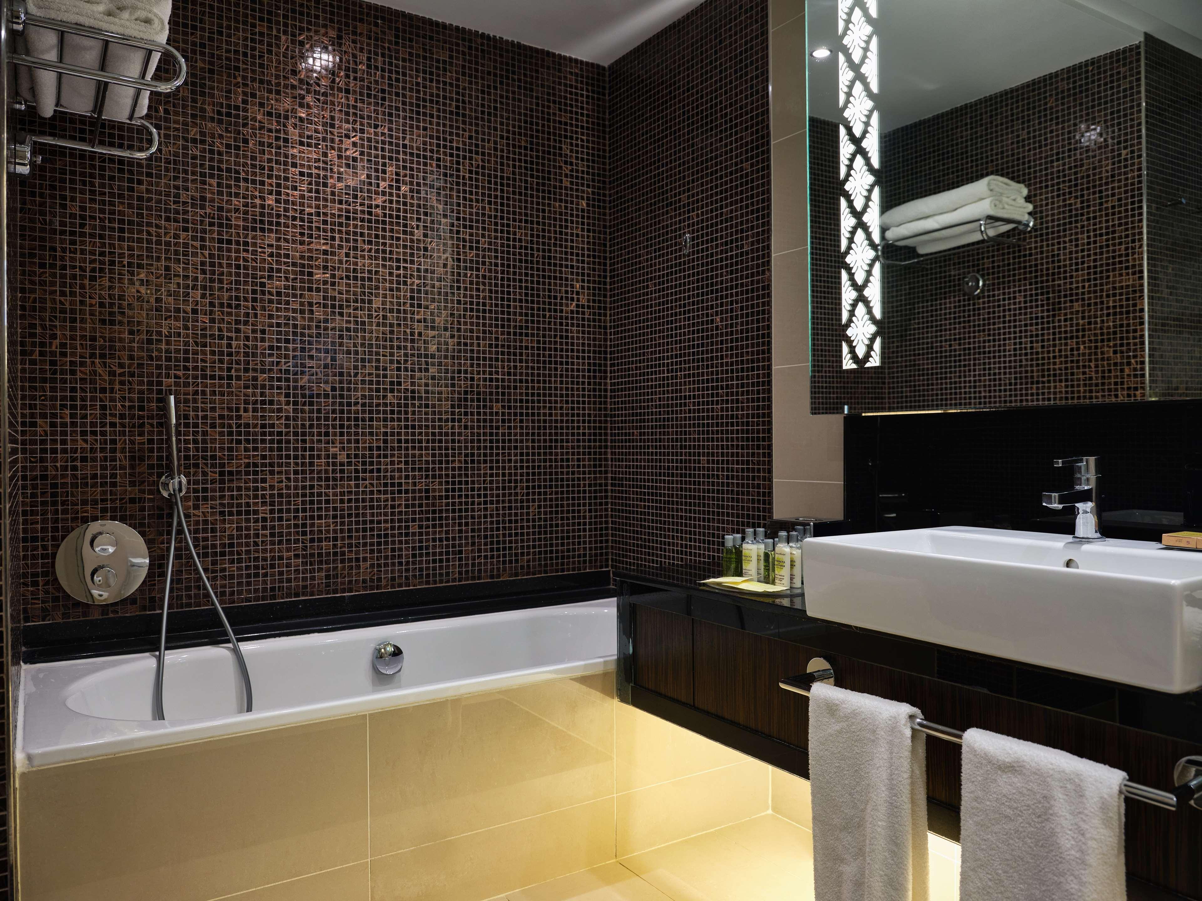 Double Superior King Bed