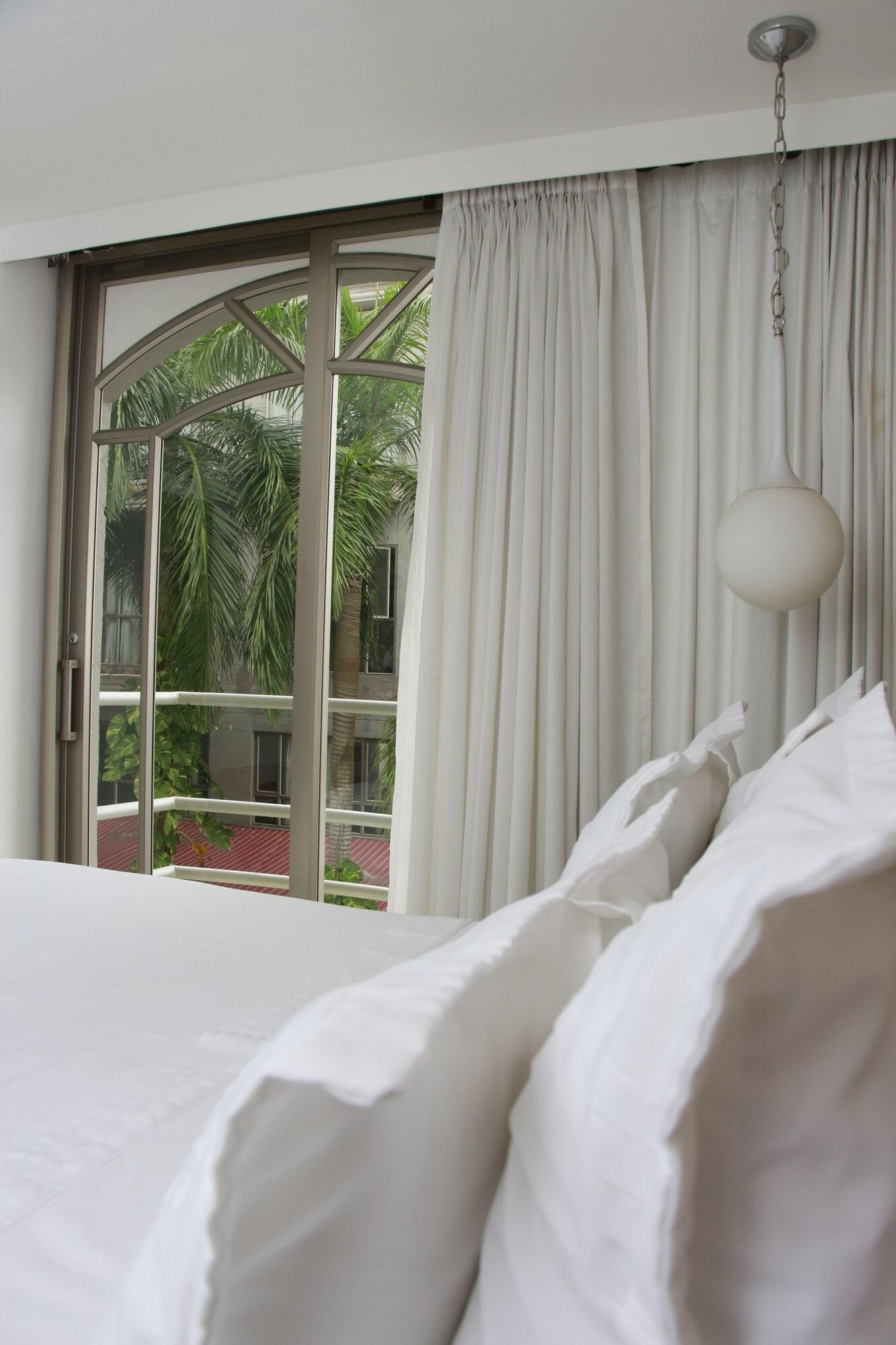 Double King Size Bed