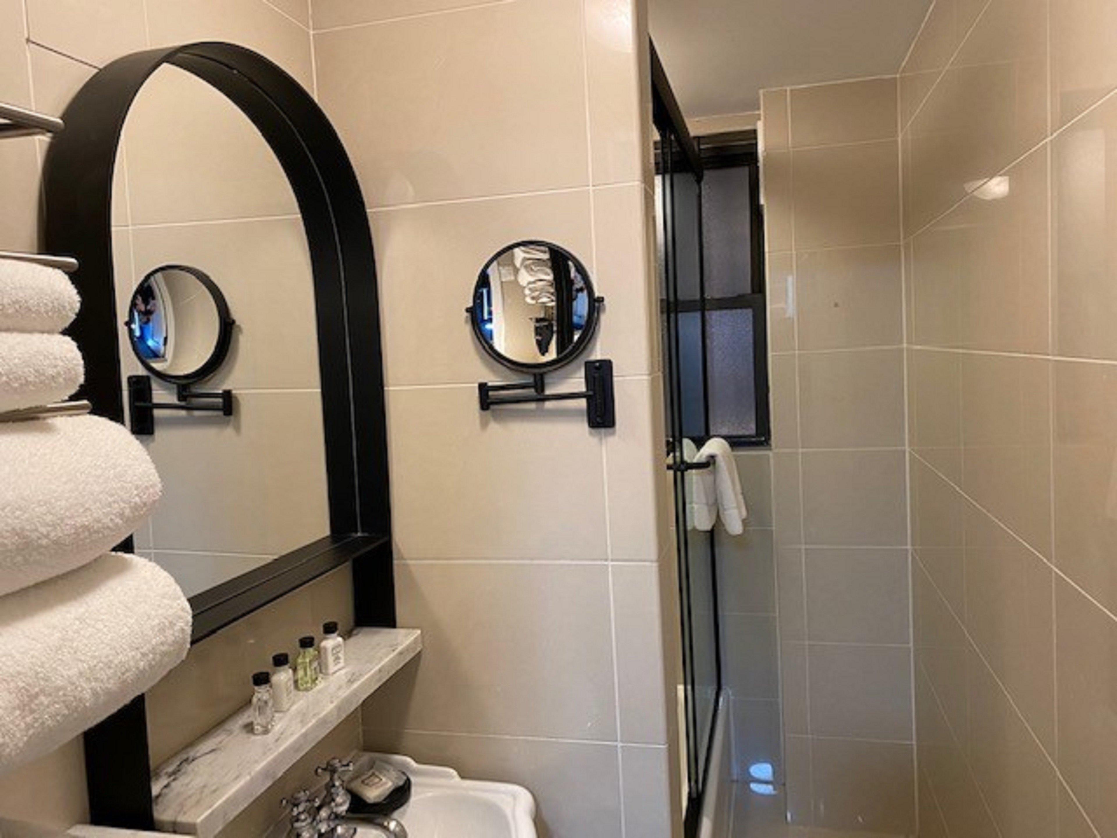 Double Premium Queen Bed