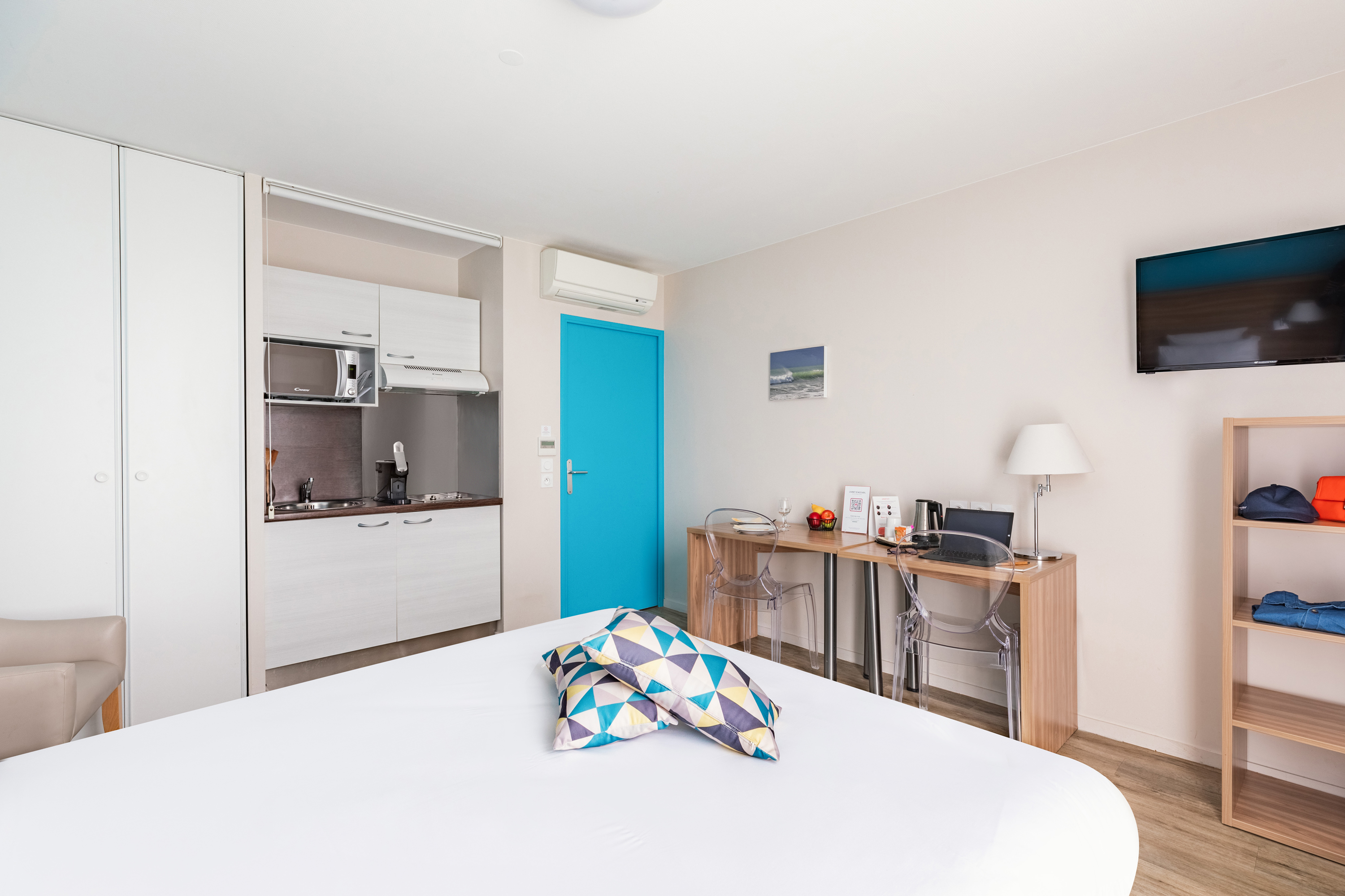 Studio with Double Bed