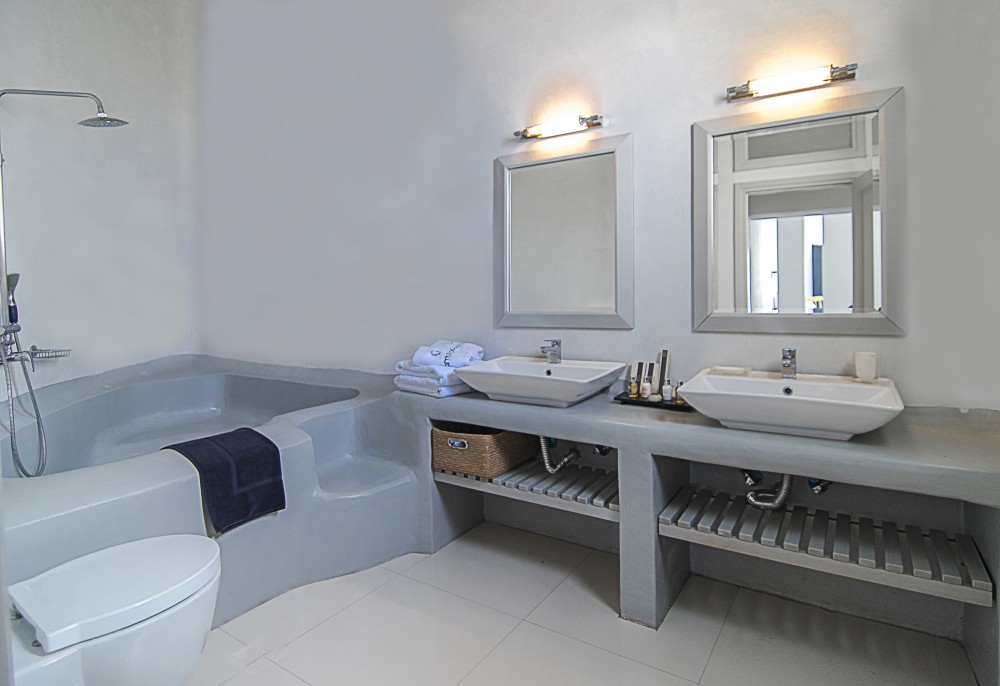 Suite with Private Pool