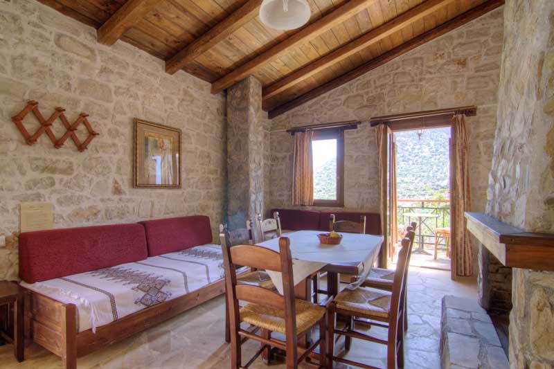 Family Room Capacity 6