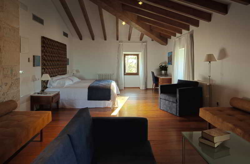 Double or Twin Superior with Terrace