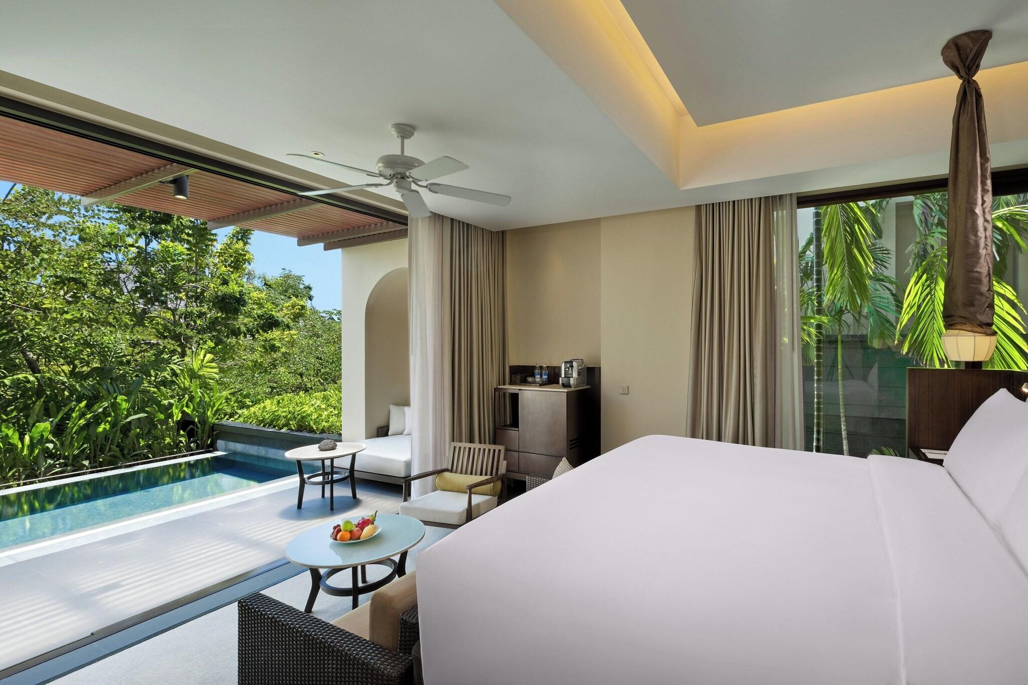 Suite King Bed One Bedroom 