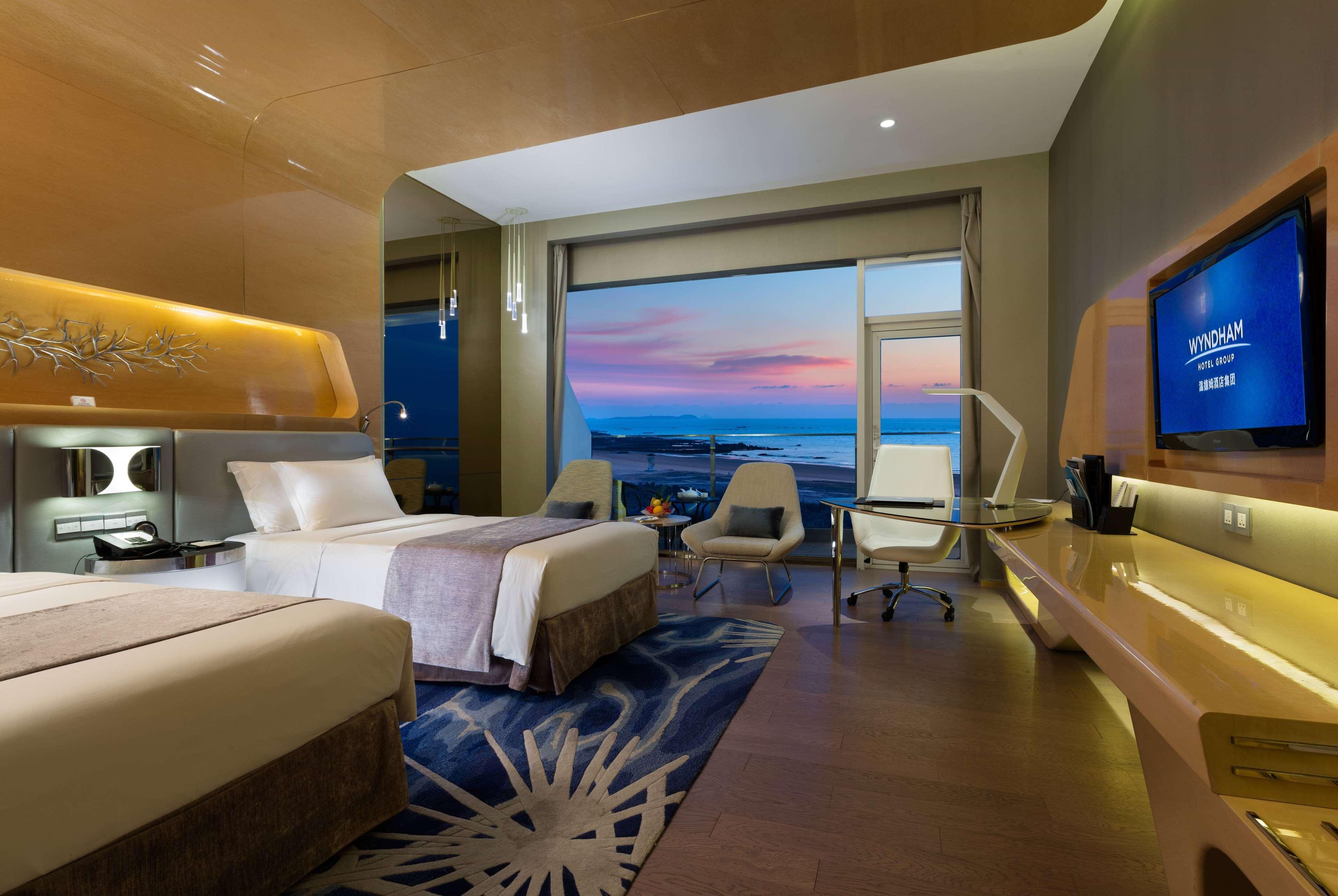 Double or Twin Deluxe