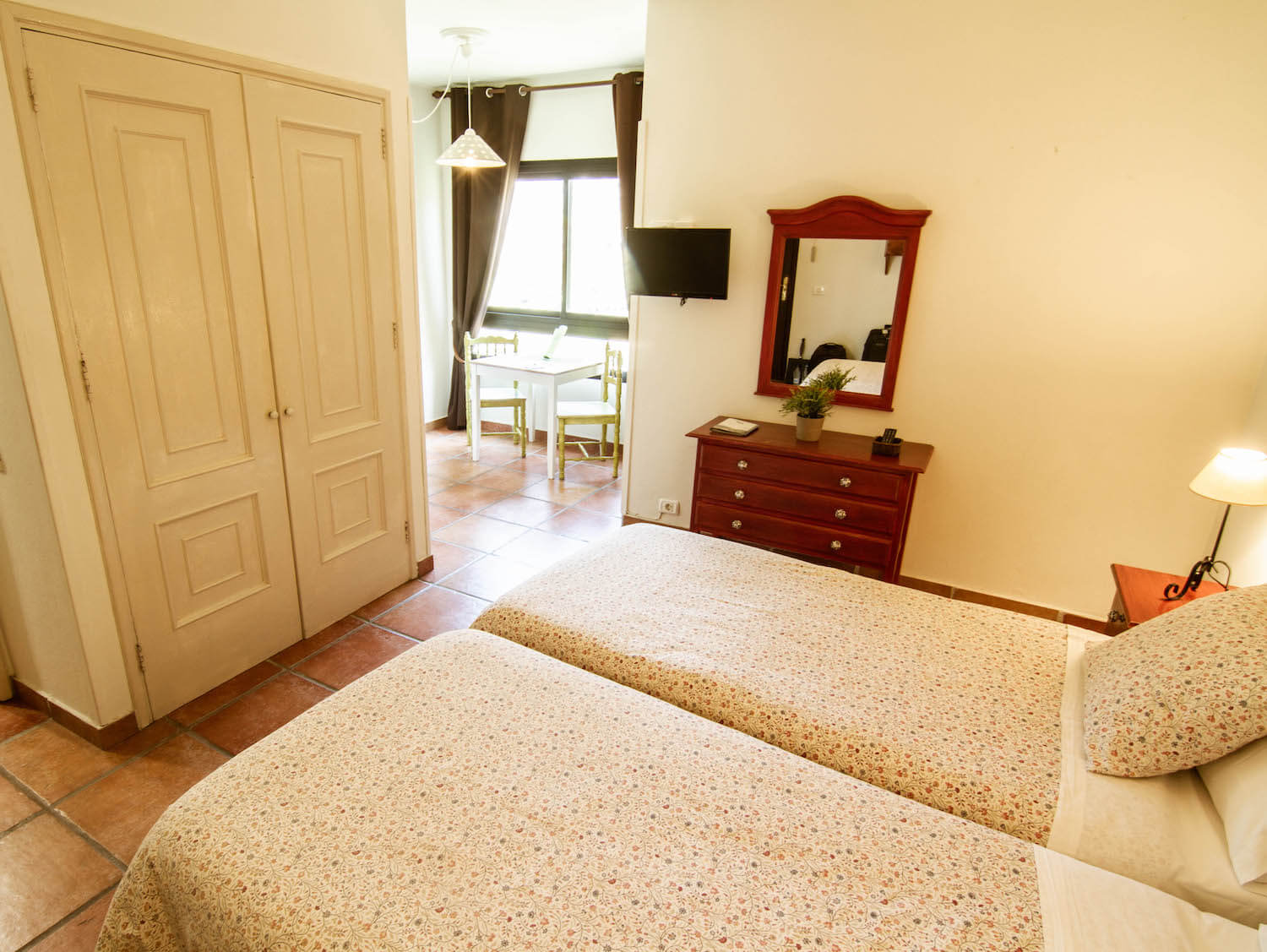 Studio Superior with Views