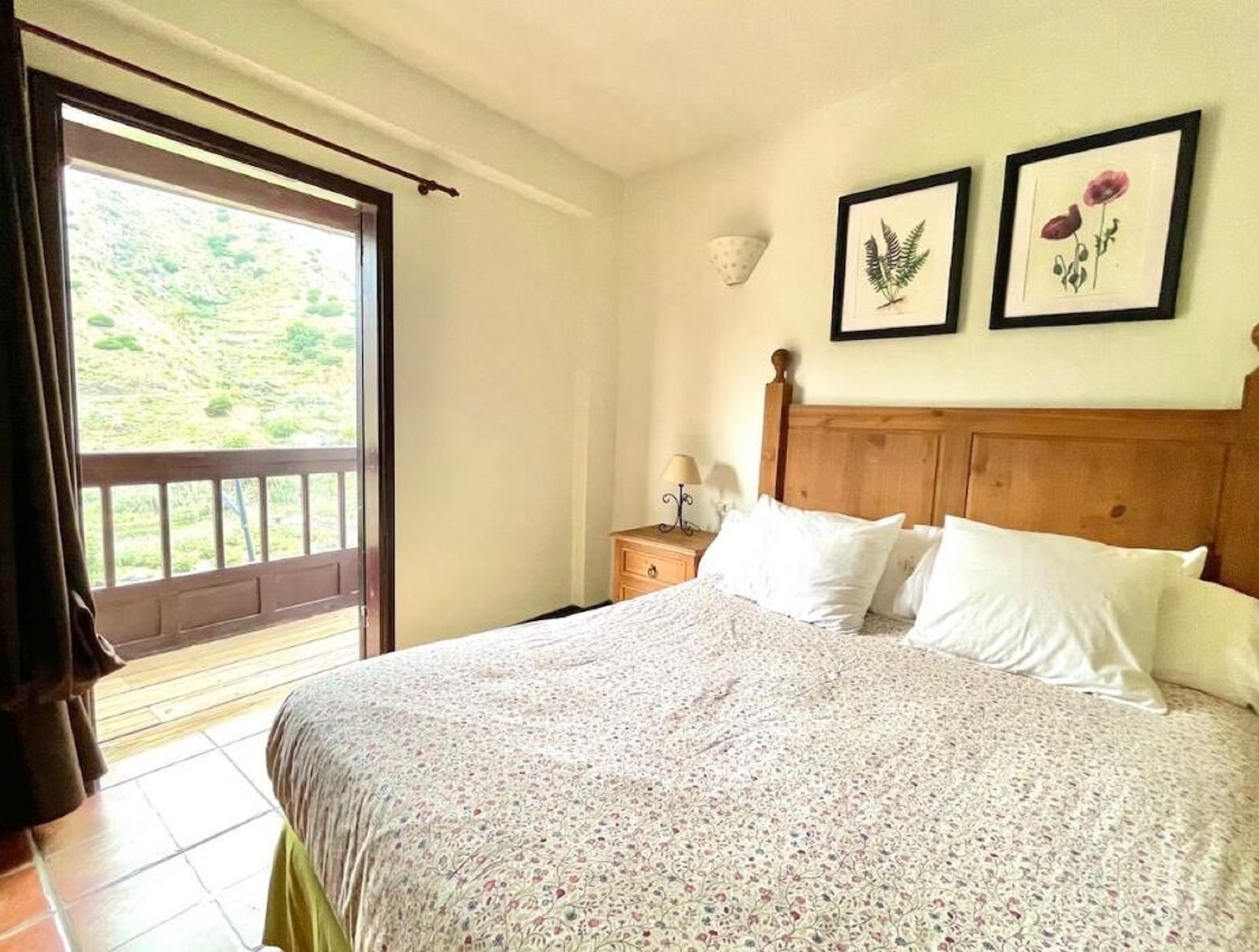 Suite Garden View with Balcony