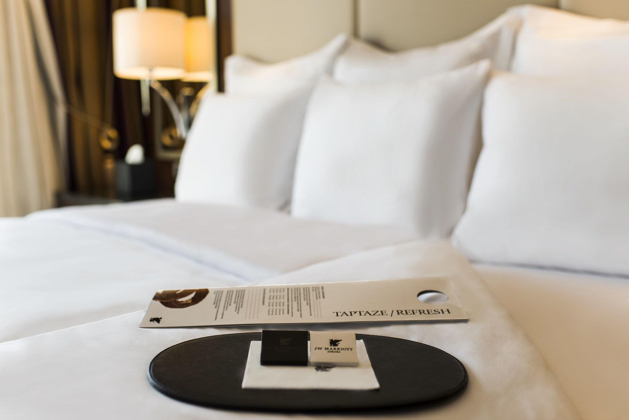 Double Smoking with Views