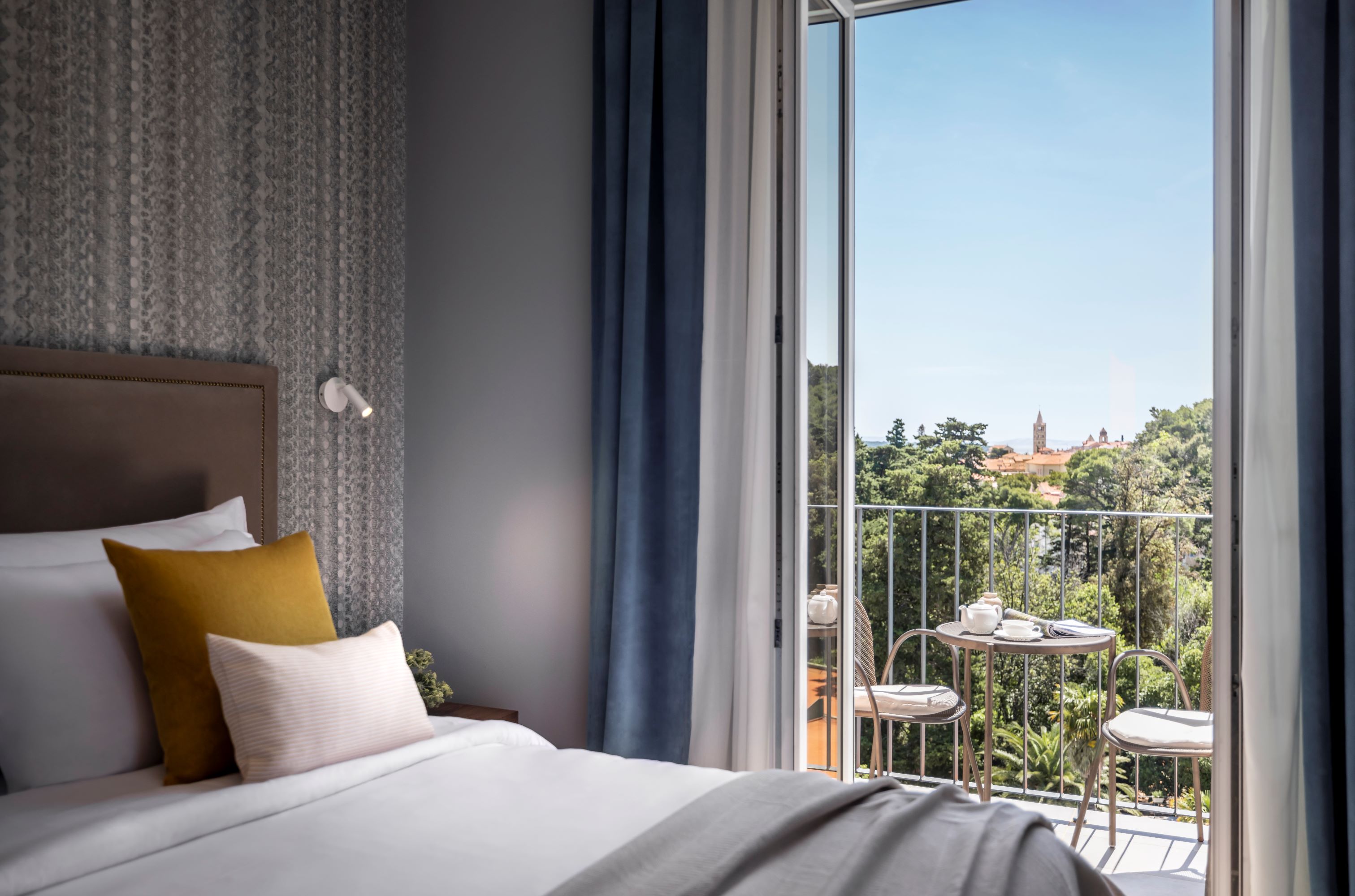 Family Room Side Sea View