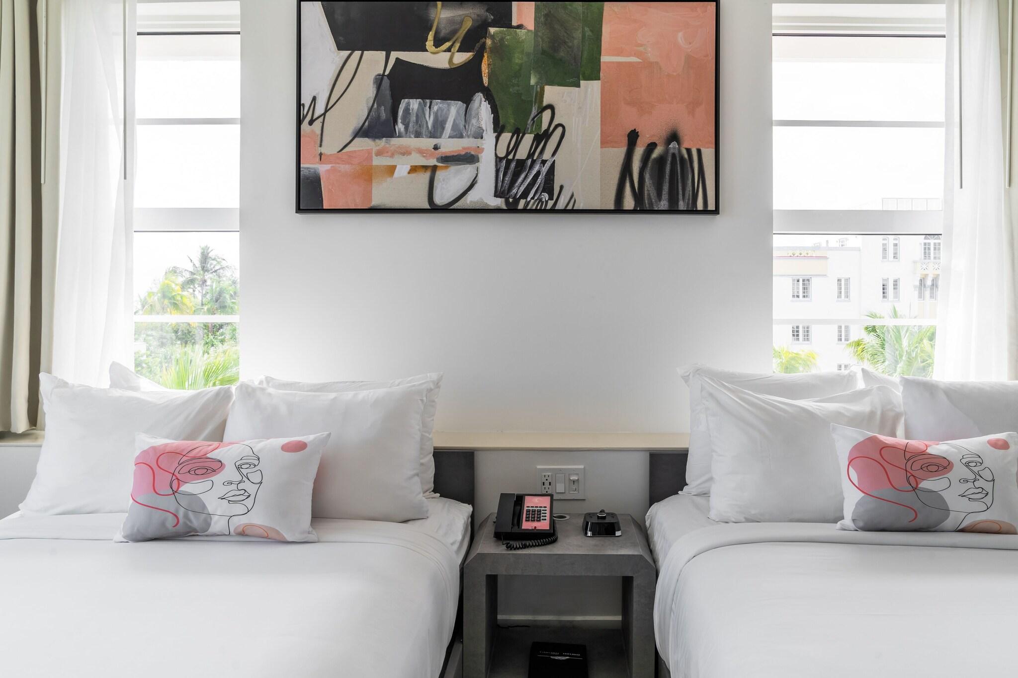 Quadruple Ocean Front Two Double Beds