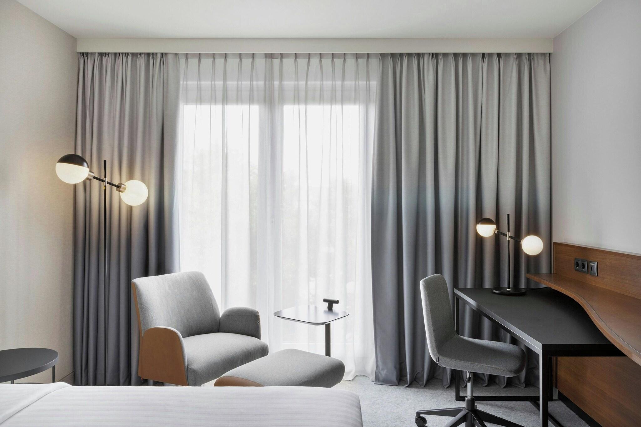 Double King Size Bed