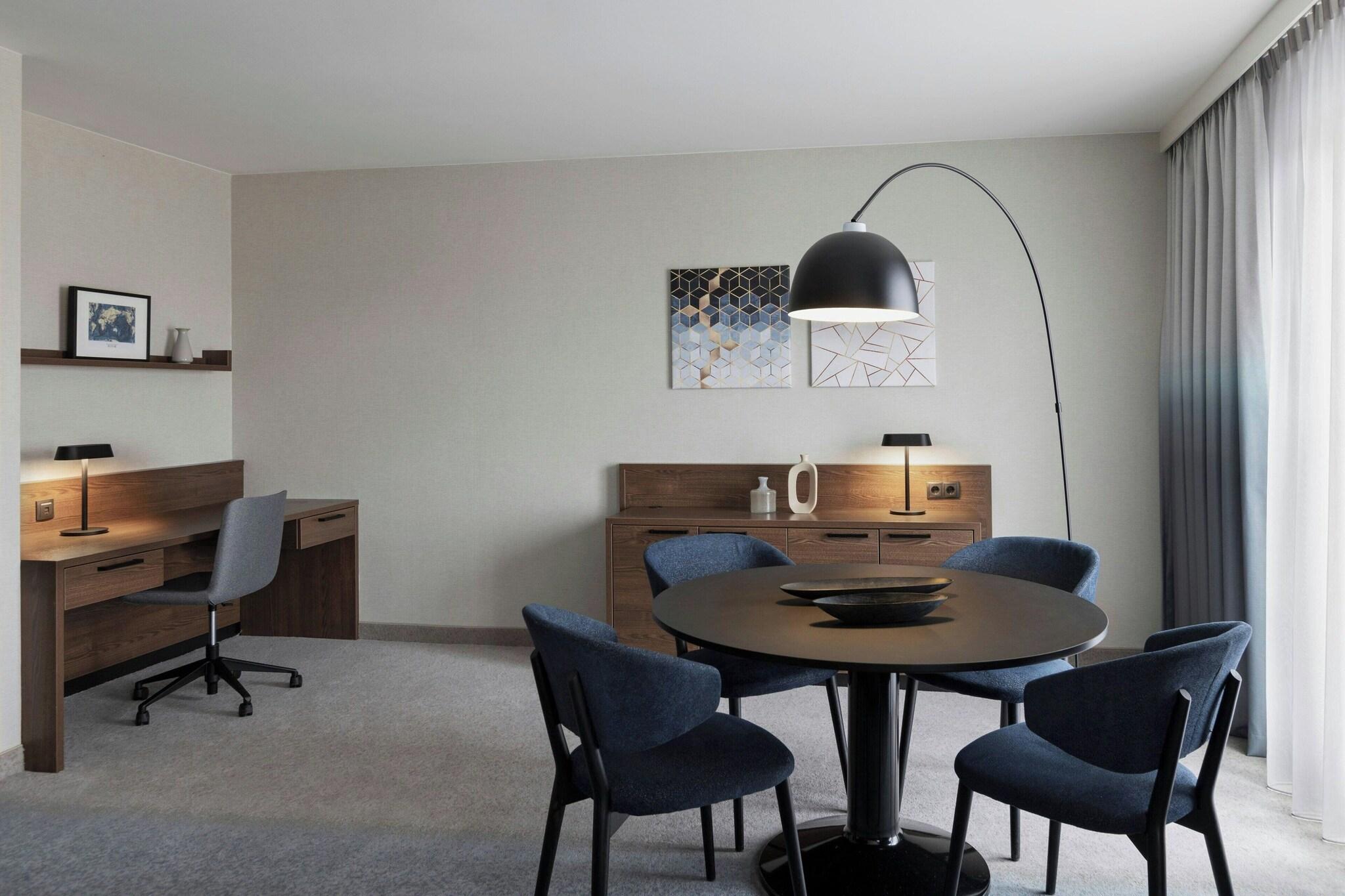 Suite Grand with Views