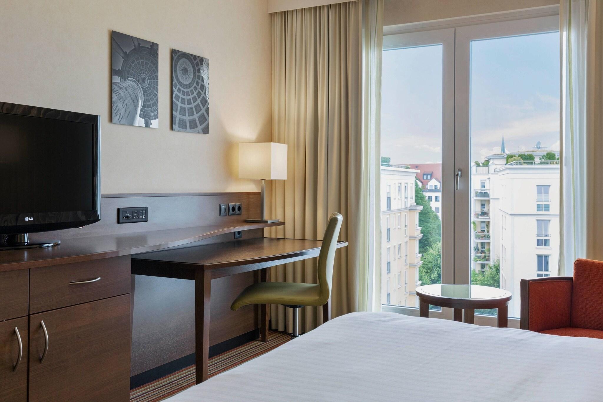 Double Superior with Views