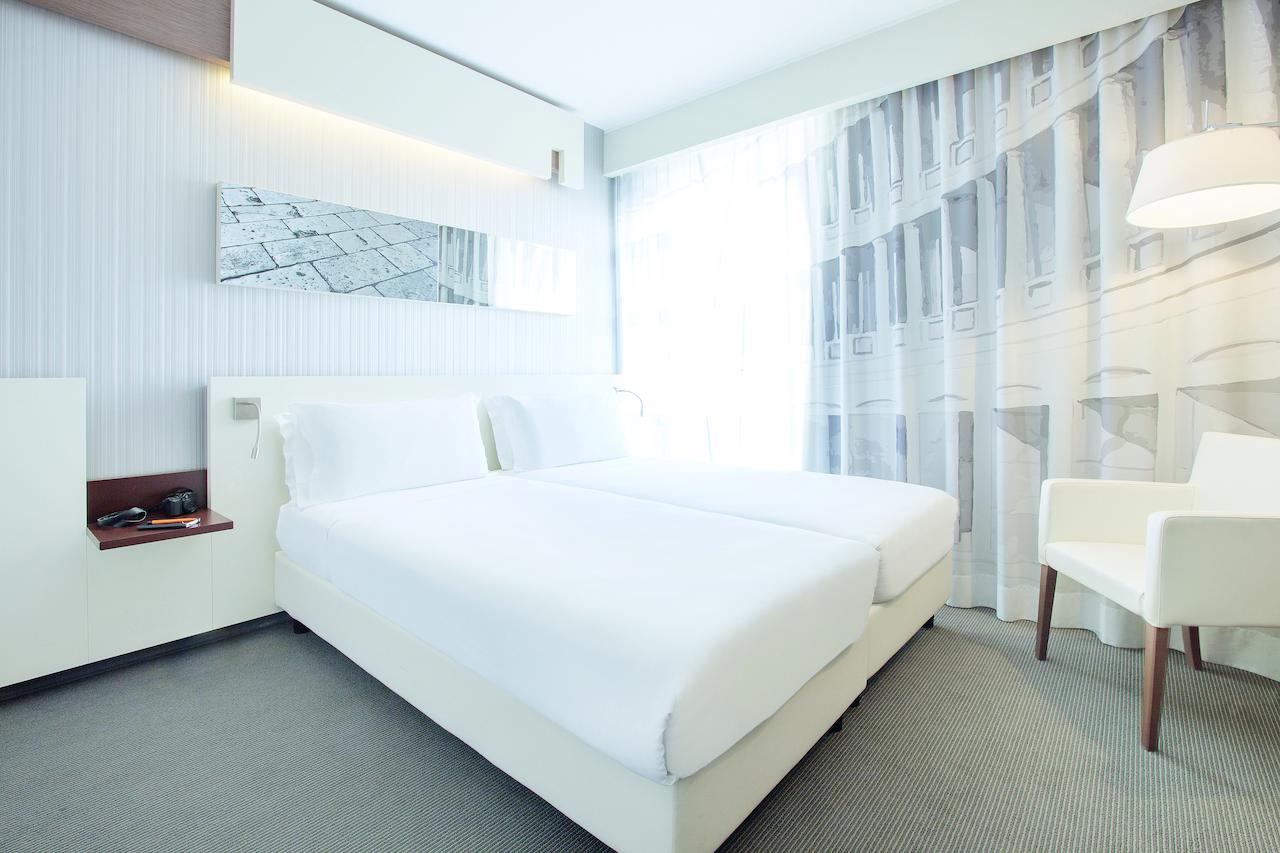 Junior Suite King Size Bed