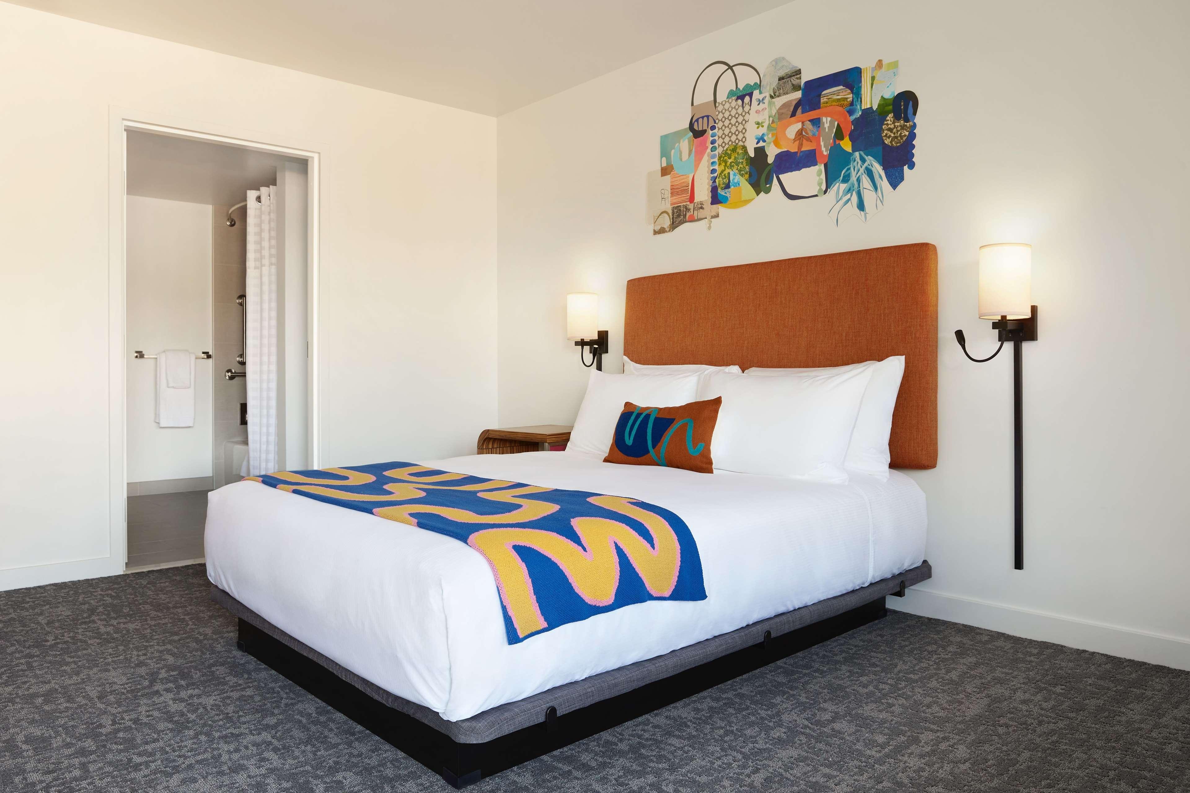 Double Accessible King Size Bed
