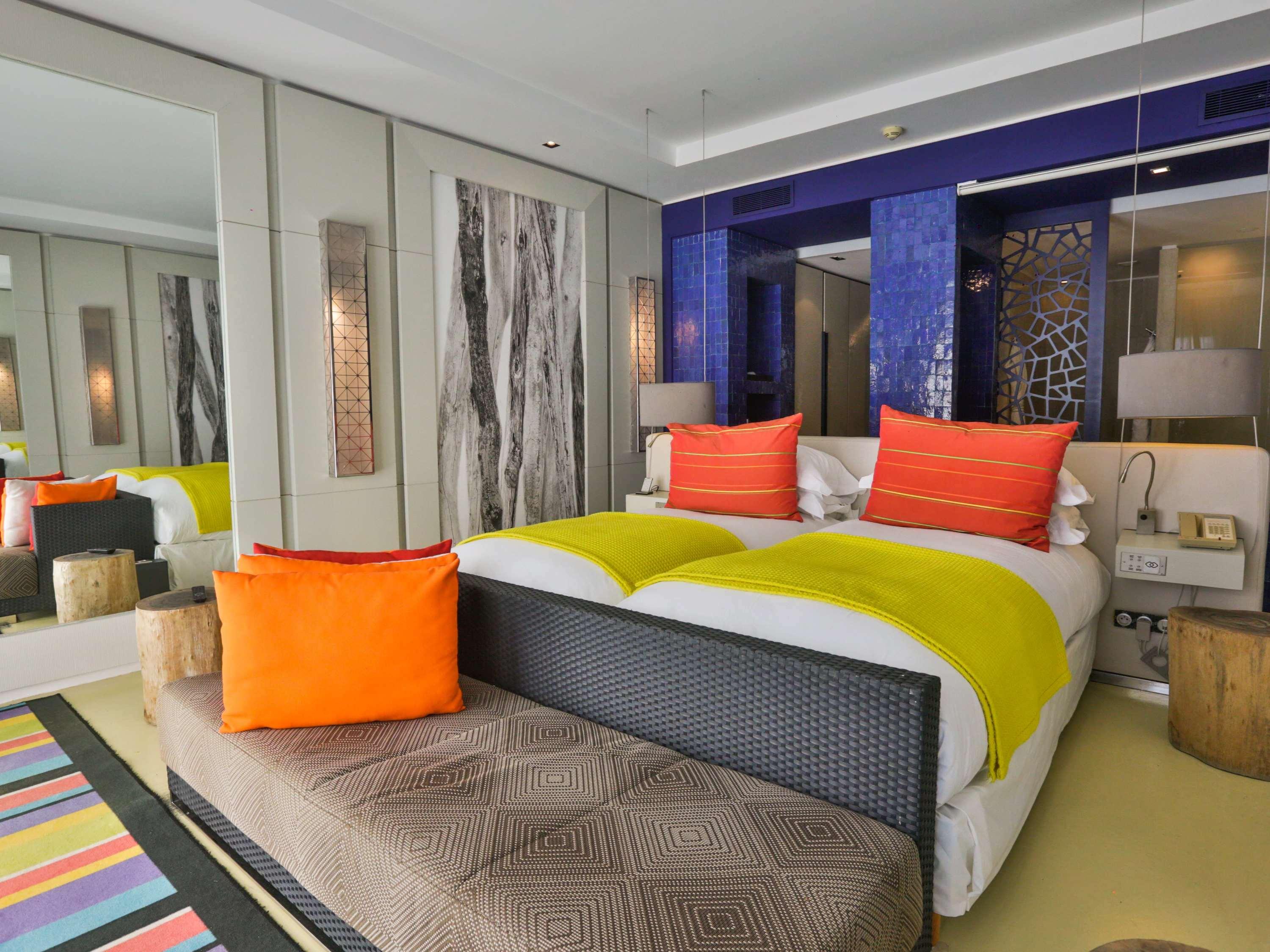 Twin Superior with Views