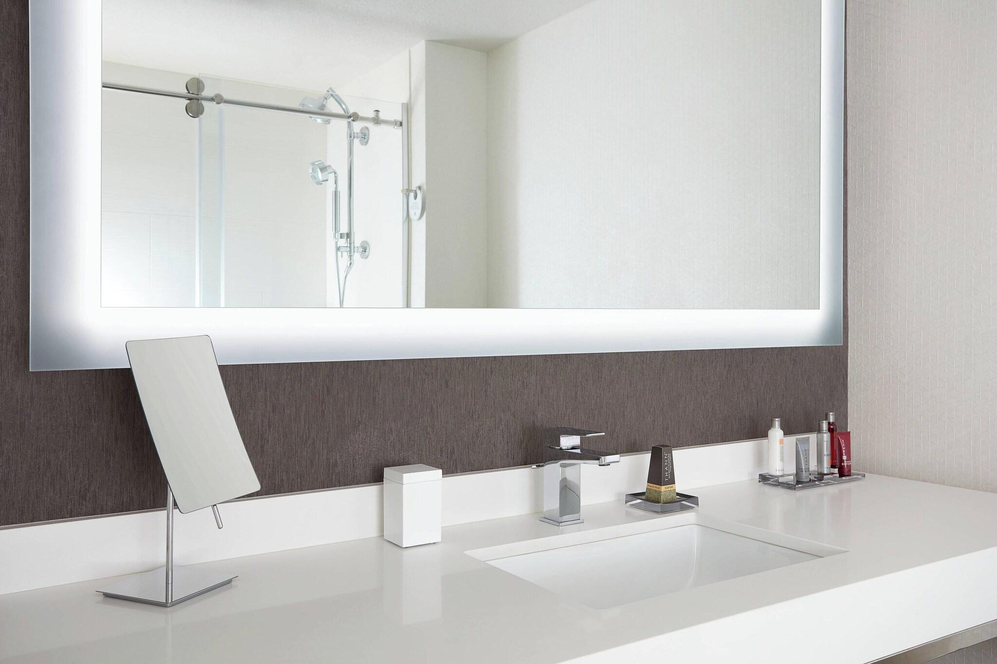 Double Club Two Queen Beds