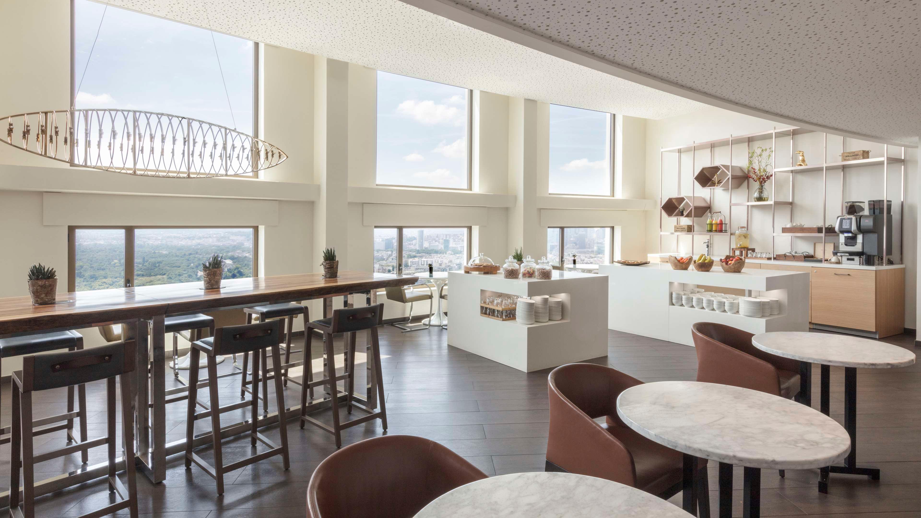 Double Queen Size Bed