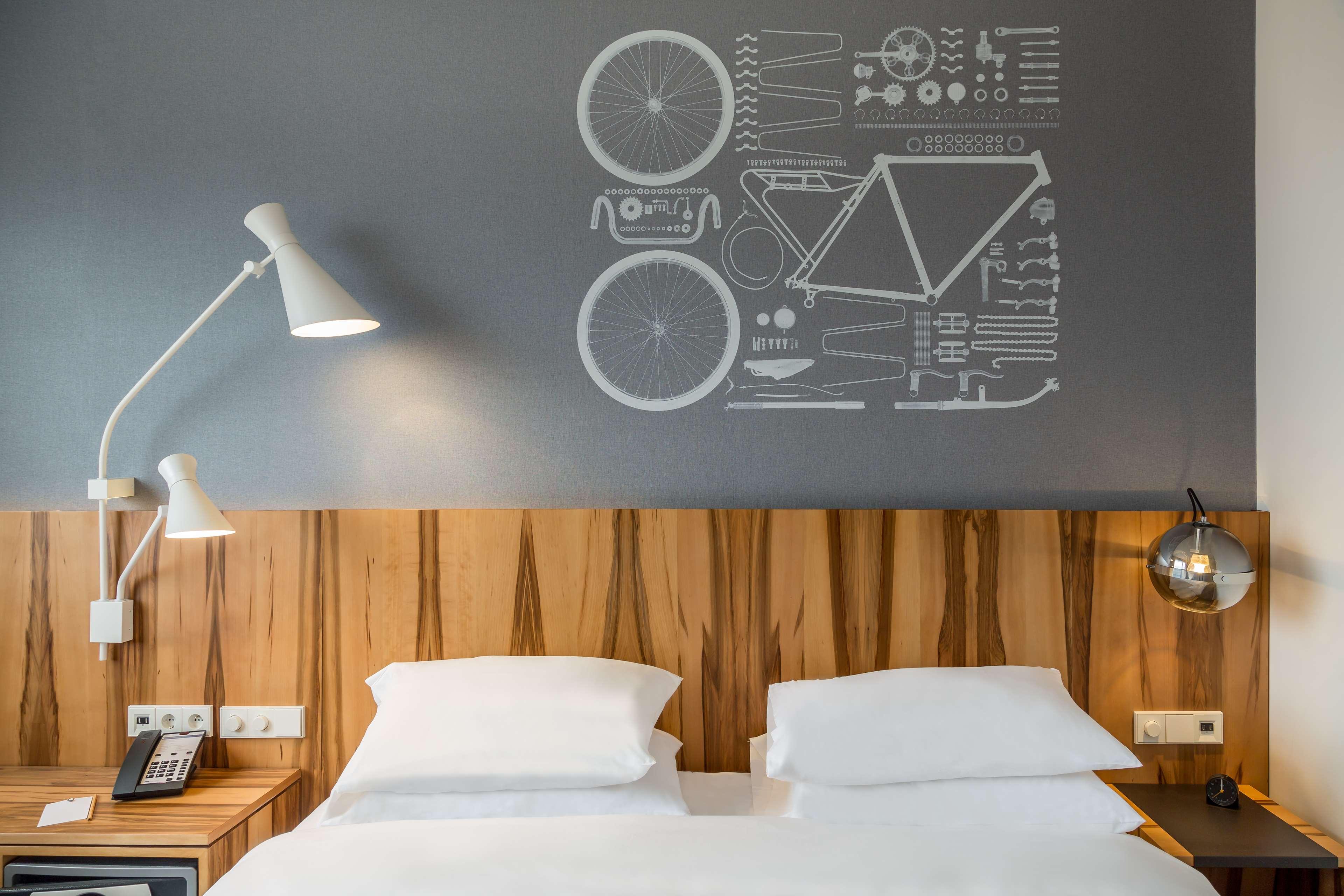 Room Deluxe King Bed