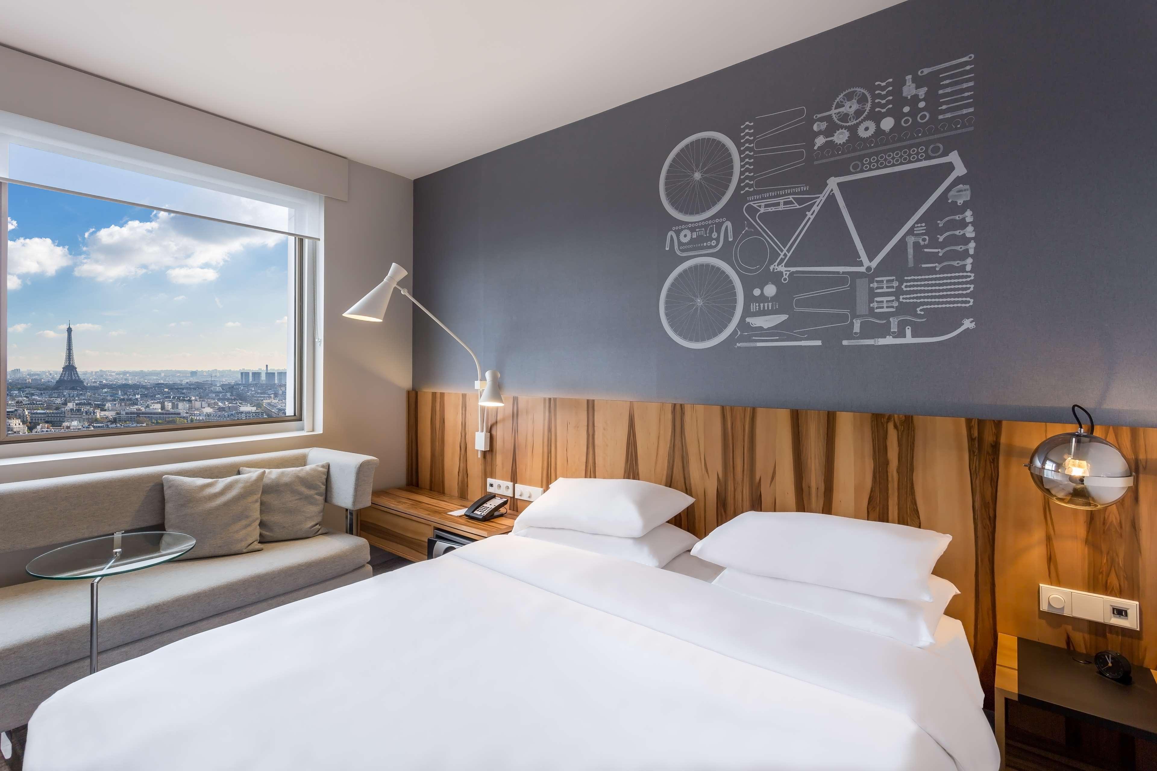 Double Deluxe King Bed